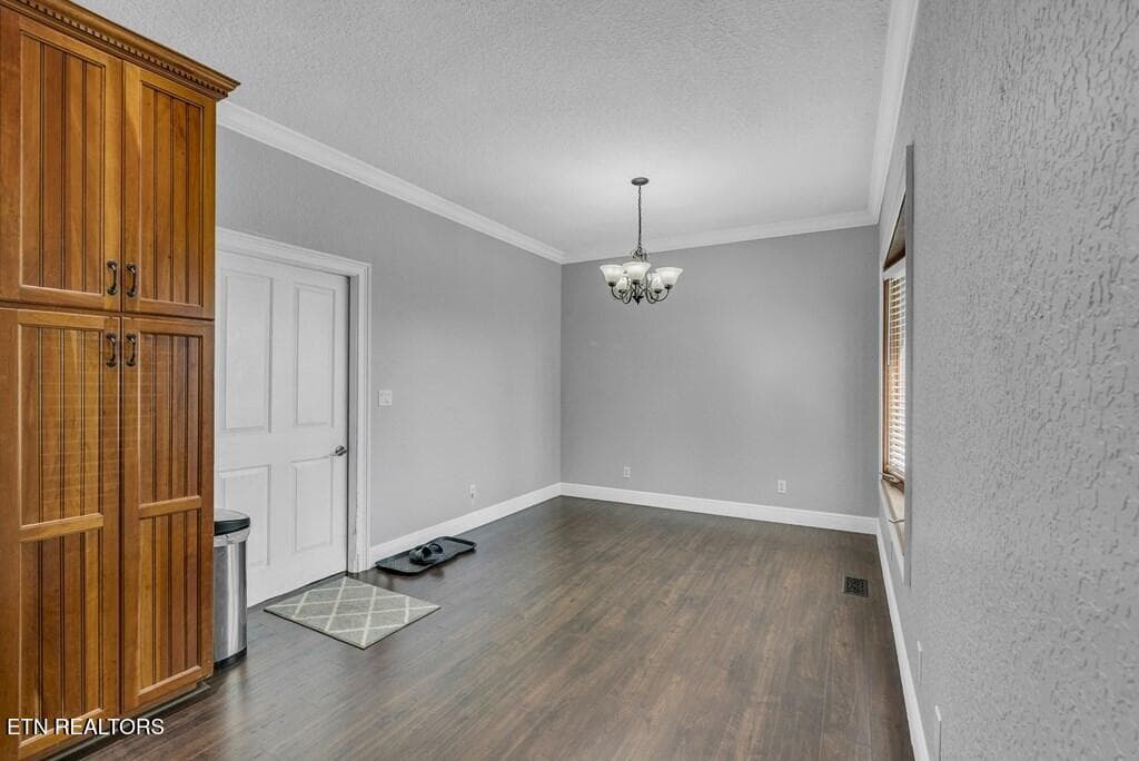 243717_29 - 160 Eagles Bluff Circle, Spencer, TN 38585