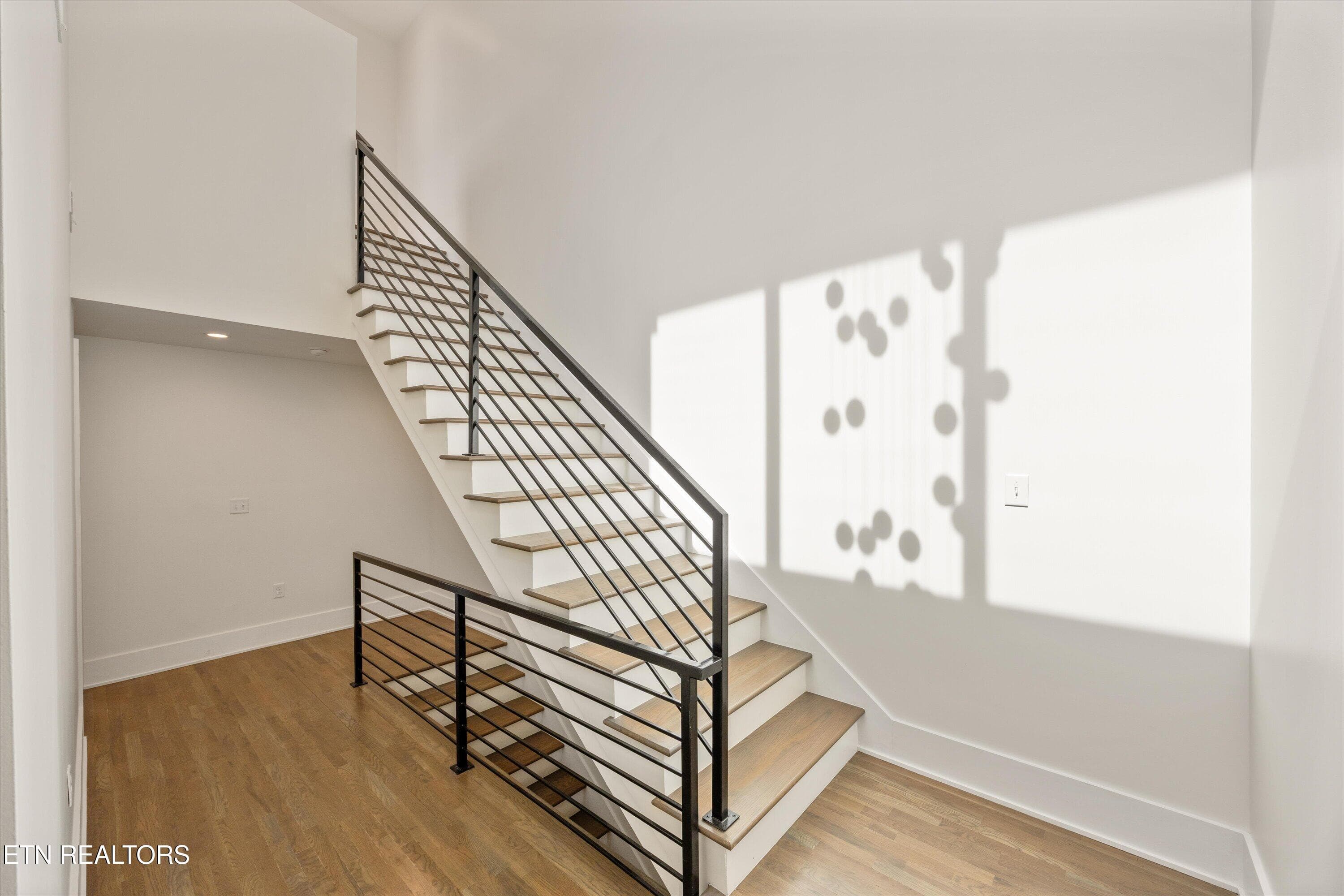 37-521 W Vine Avenue 41 - 521 W Vine Ave, Knoxville, TN 37902