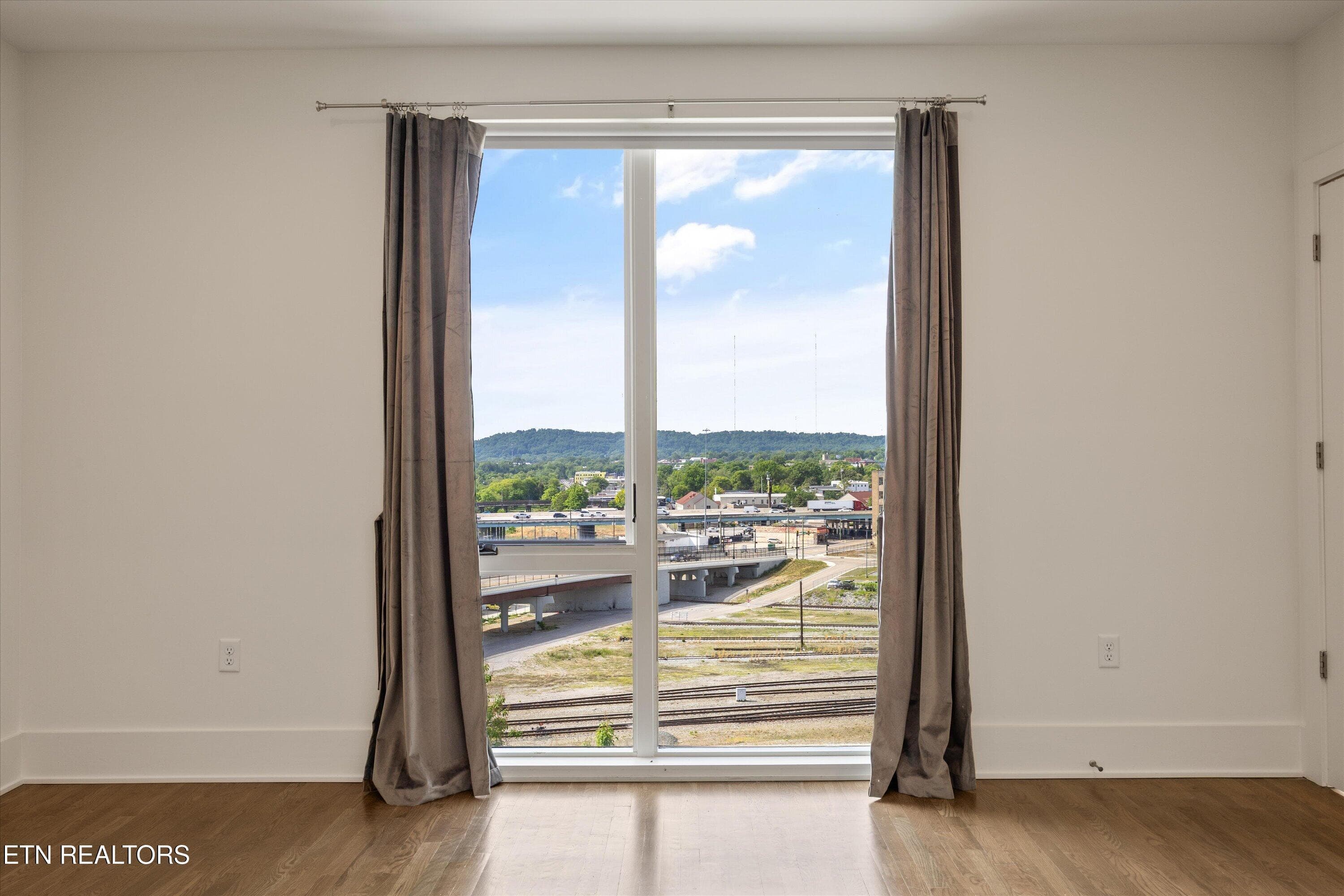 40-521 W Vine Avenue 44 - 521 W Vine Ave, Knoxville, TN 37902