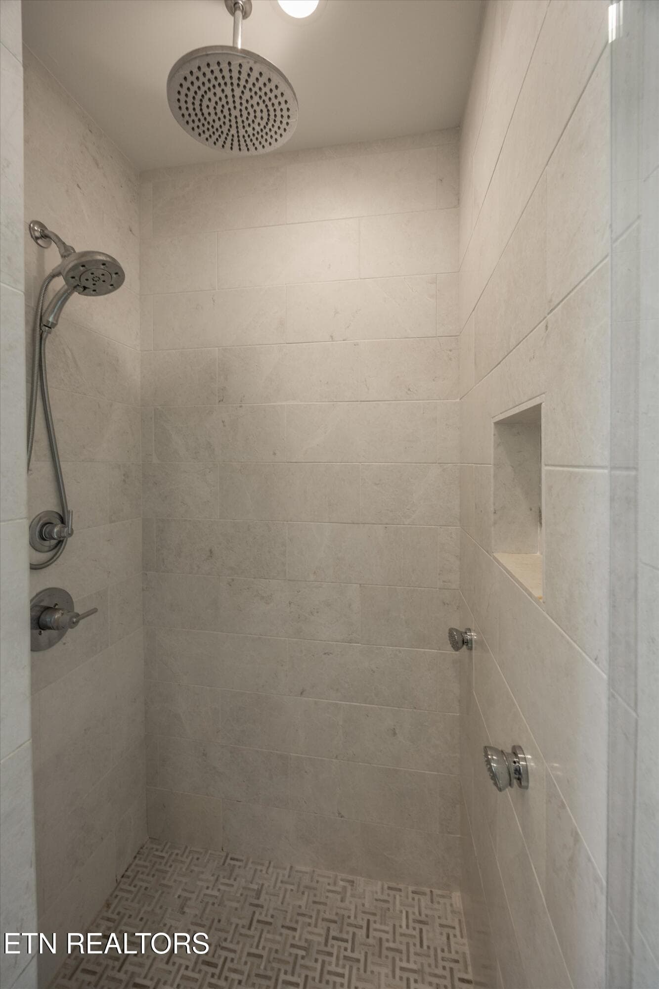 45-521 W Vine Avenue 49 - 521 W Vine Ave, Knoxville, TN 37902