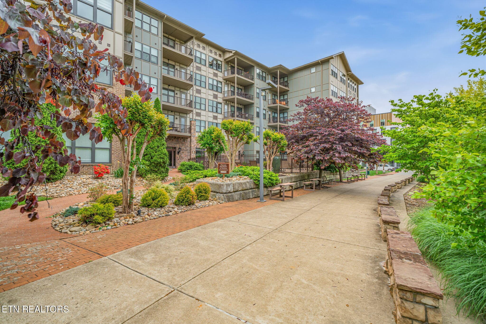 Walkway by the River - 445 W Blount Ave 409, Knoxville, TN 37920, Knoxville