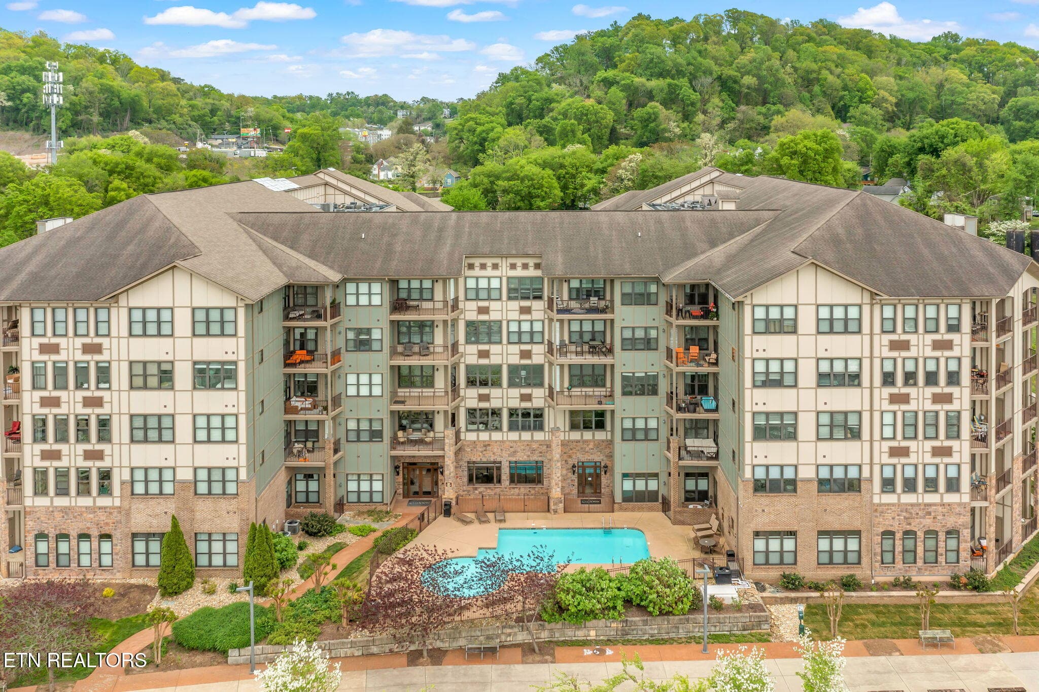 445 W Blount Ave 409, Knoxville, TN 37920