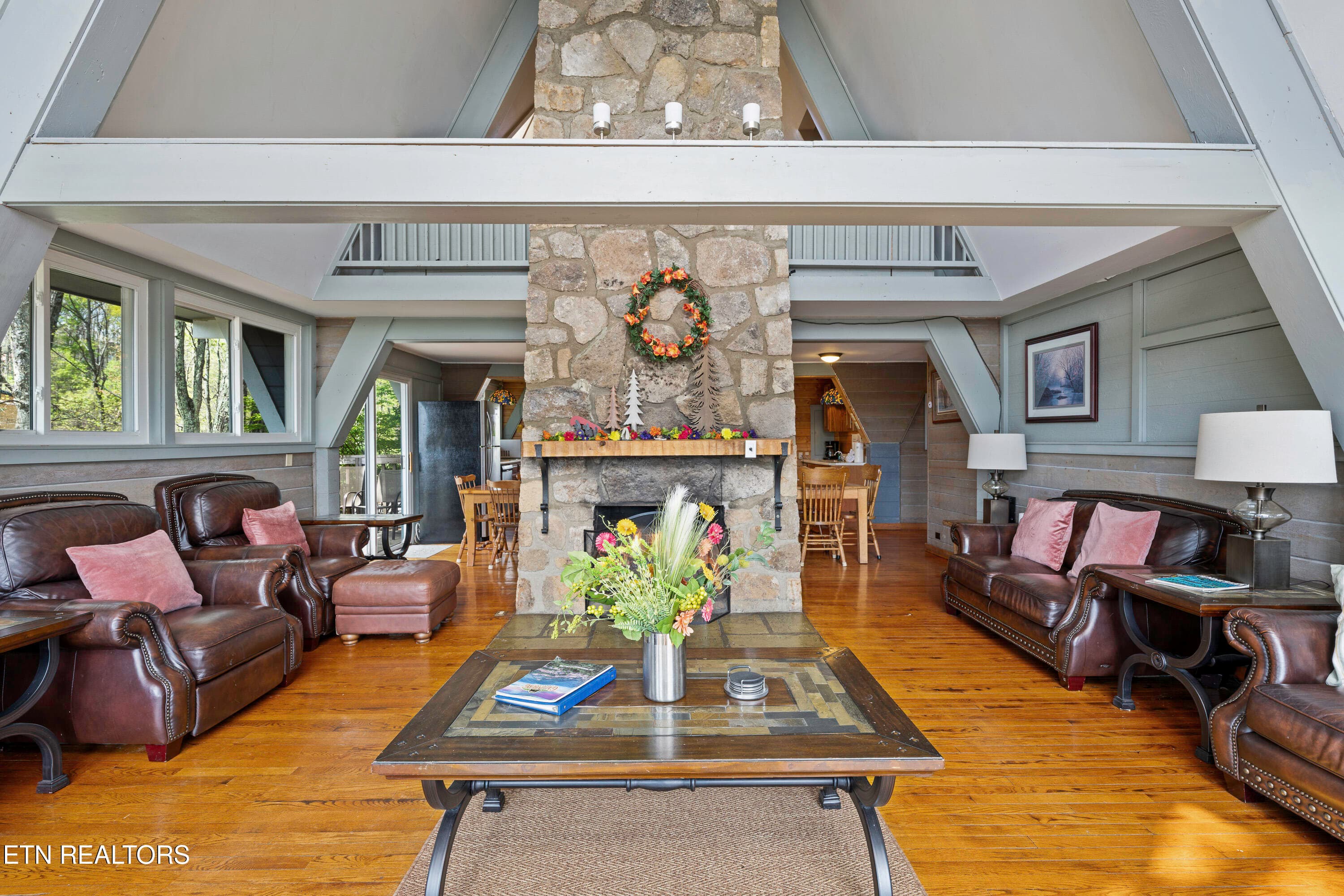 Stackstone Fireplace - 1066 Ski View Drive, Gatlinburg, TN 37738, Gatlinburg