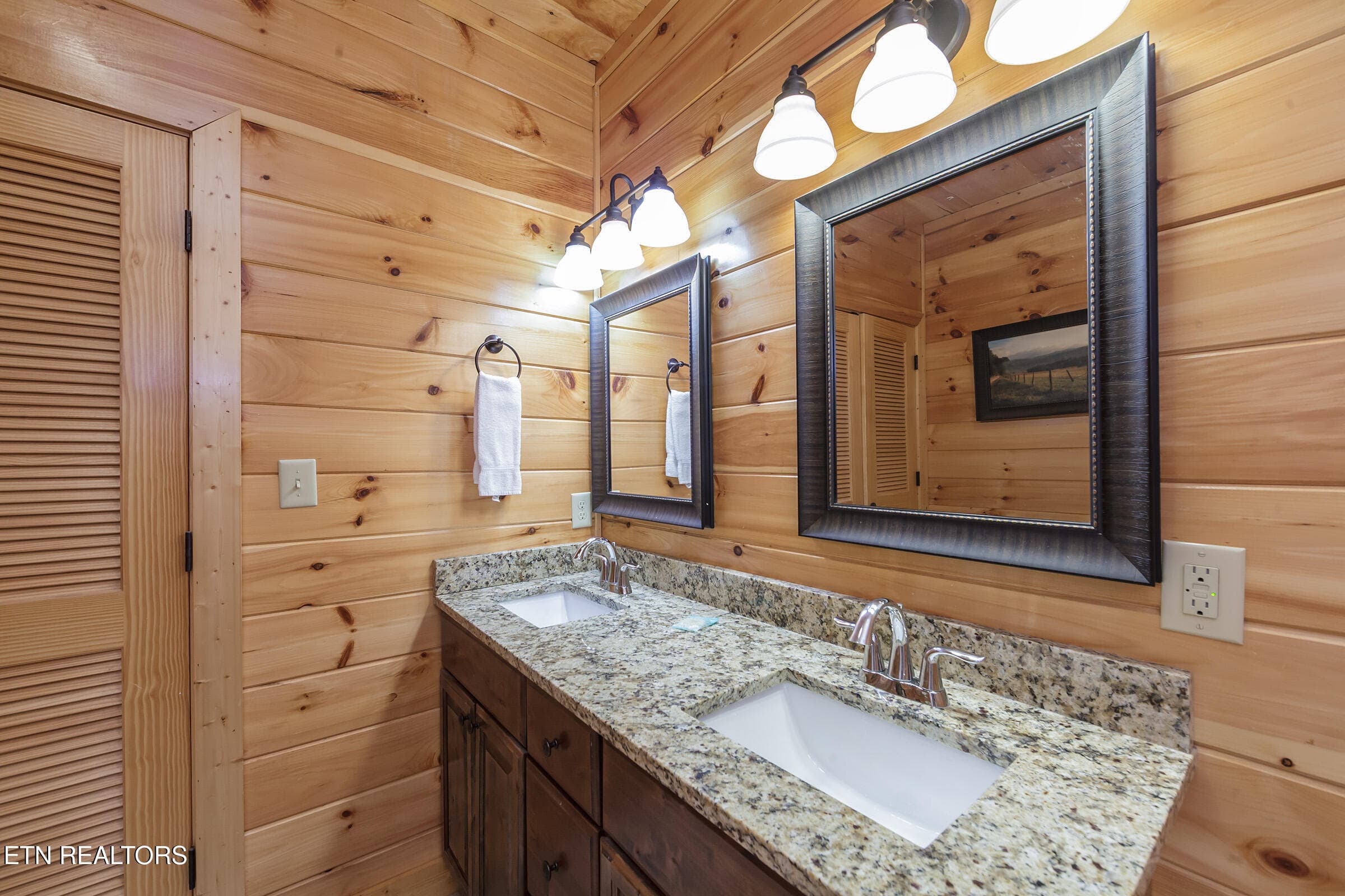 bathroom 3 - 714 Mountain Stream Way, Gatlinburg, TN 37738, Gatlinburg