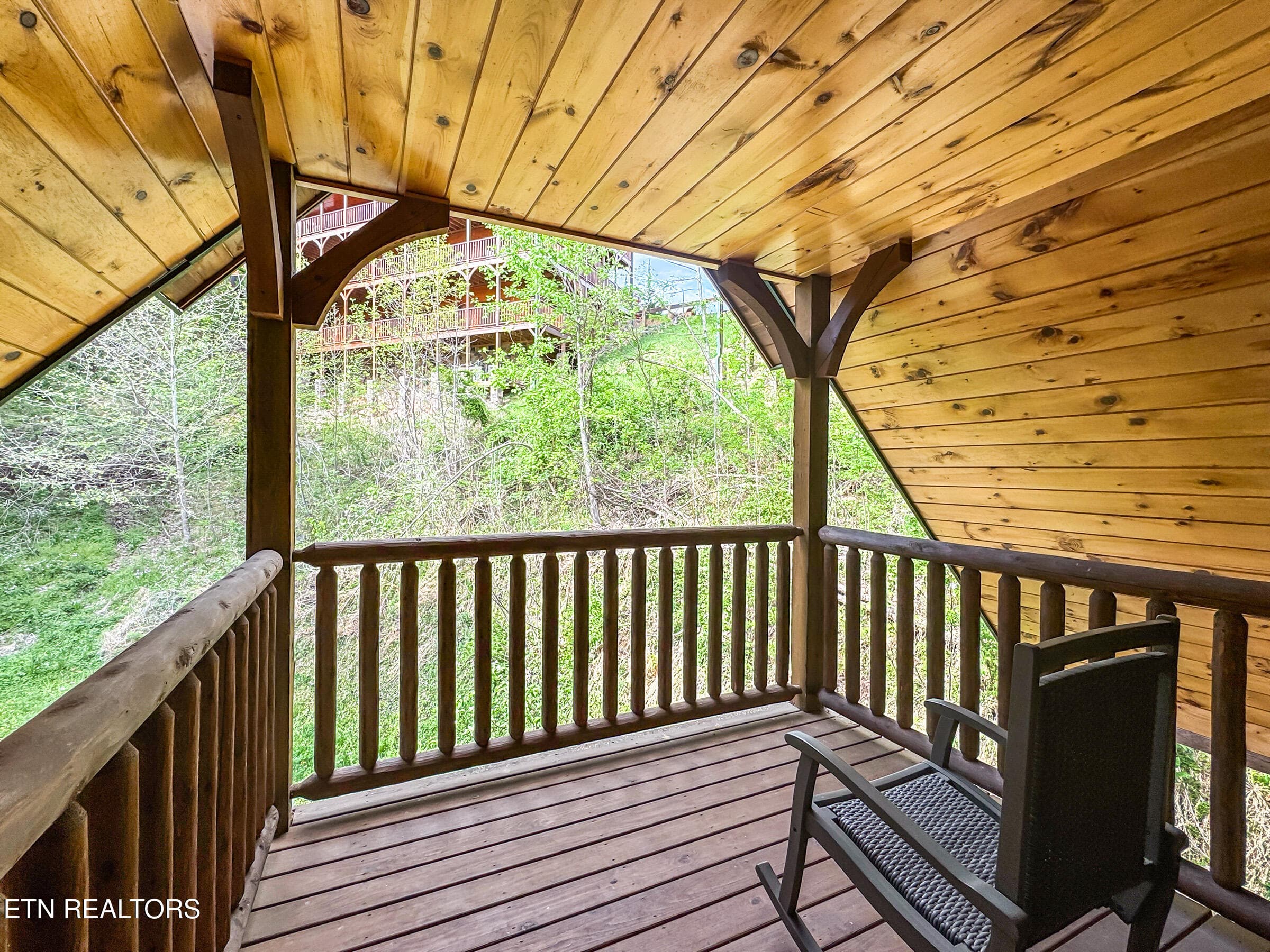 deck 8 - 714 Mountain Stream Way, Gatlinburg, TN 37738, Gatlinburg