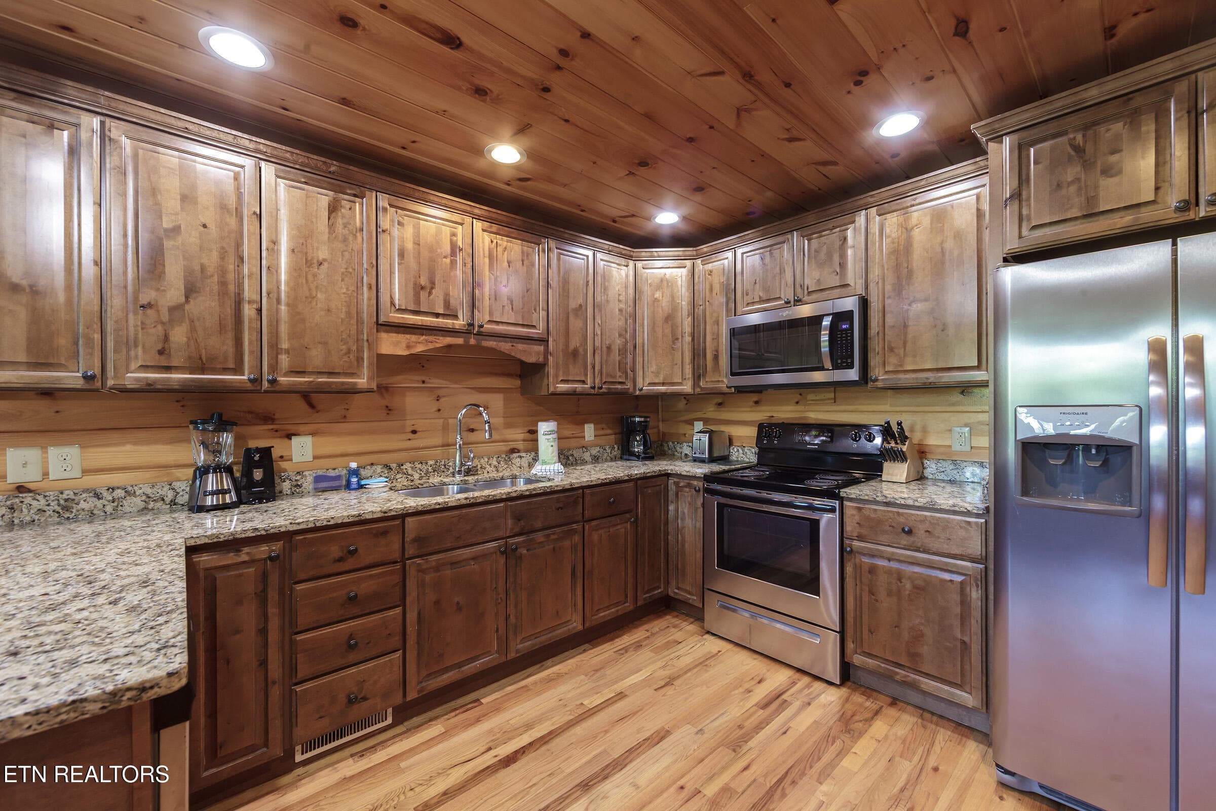 kitchen 2 - 714 Mountain Stream Way, Gatlinburg, TN 37738, Gatlinburg