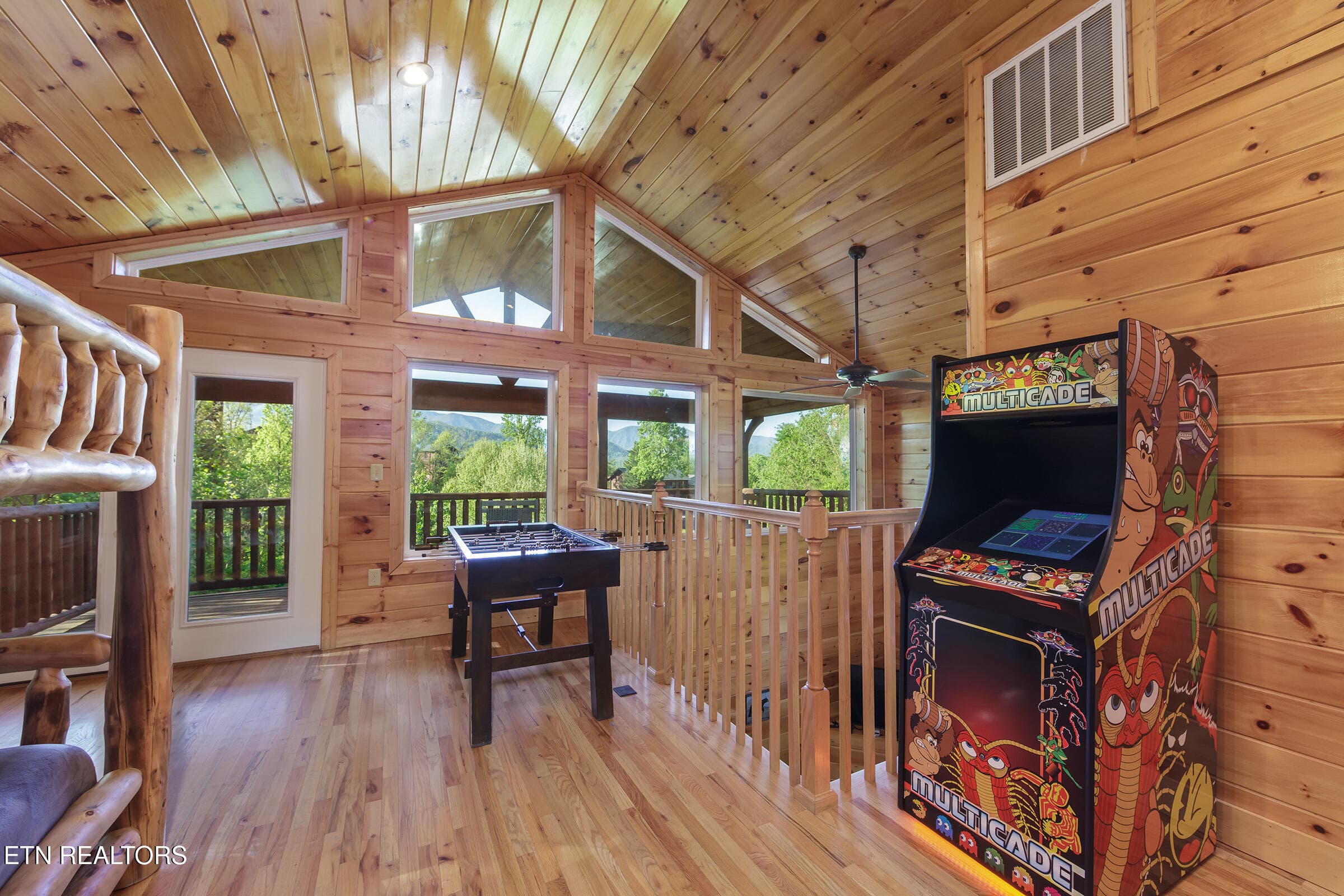 loft 2 - 714 Mountain Stream Way, Gatlinburg, TN 37738, Gatlinburg