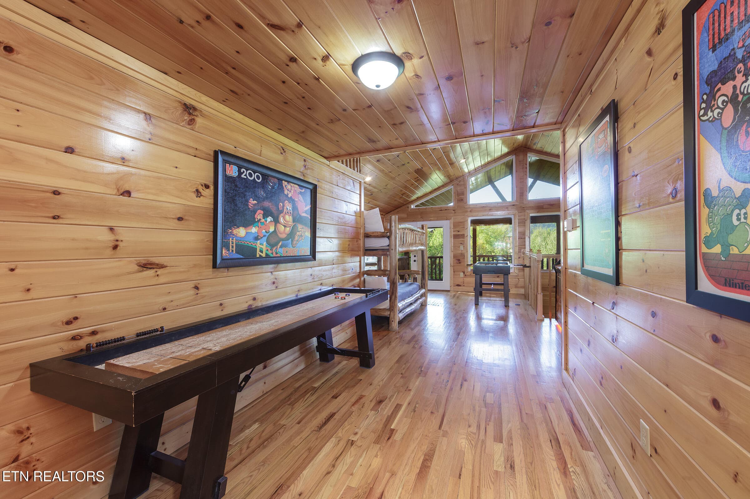loft - 714 Mountain Stream Way, Gatlinburg, TN 37738, Gatlinburg