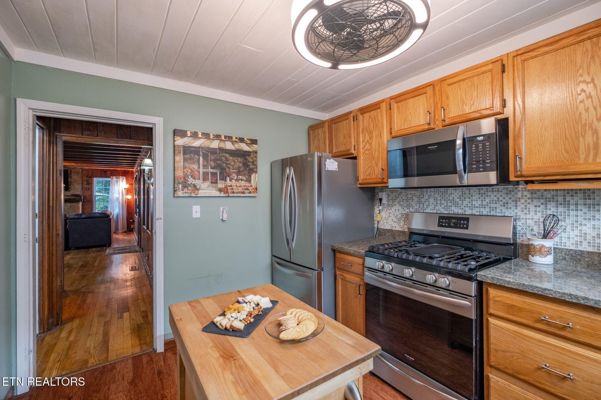 52-web-or-mls-204HillSt-27 - 204 Hill St, Gatlinburg, TN 37738, Gatlinburg