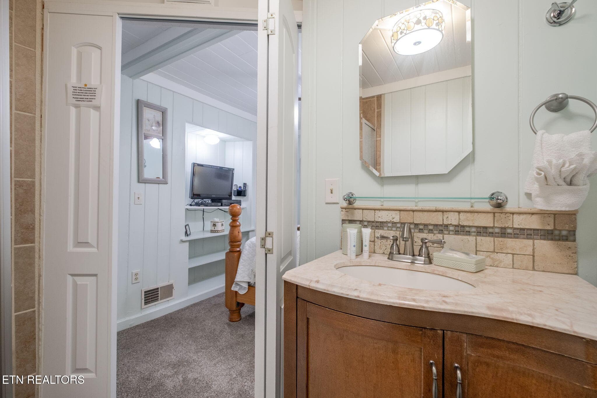 49-web-or-mls-204HillSt-24 - 204 Hill St, Gatlinburg, TN 37738, Gatlinburg