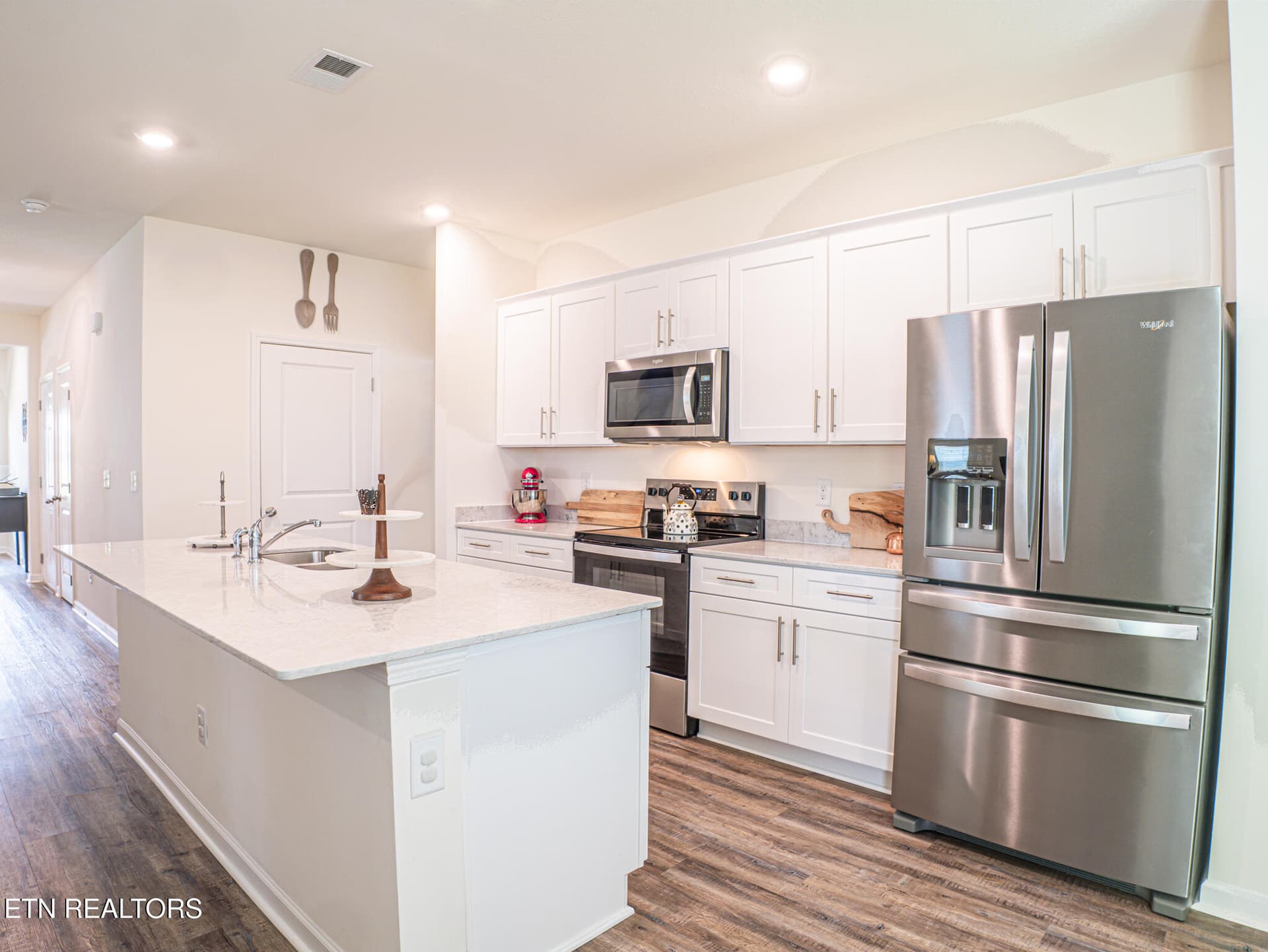 Kitchen - 142 Thistle Drive, Bluff City, TN 37618