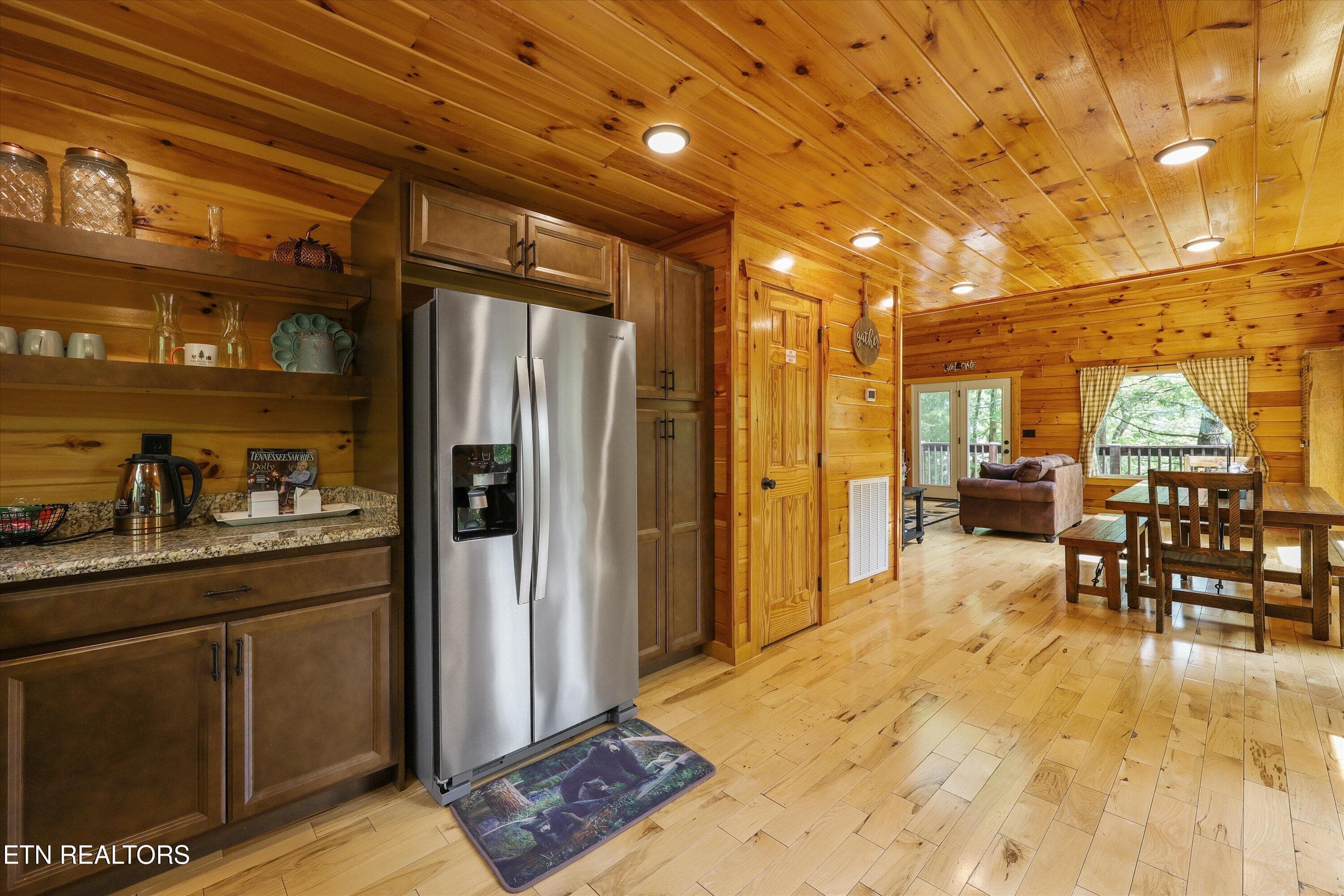 15-1622 Misty Holw Wy11 - 1622 Misty Hollow Way, Gatlinburg, TN 37738, Gatlinburg
