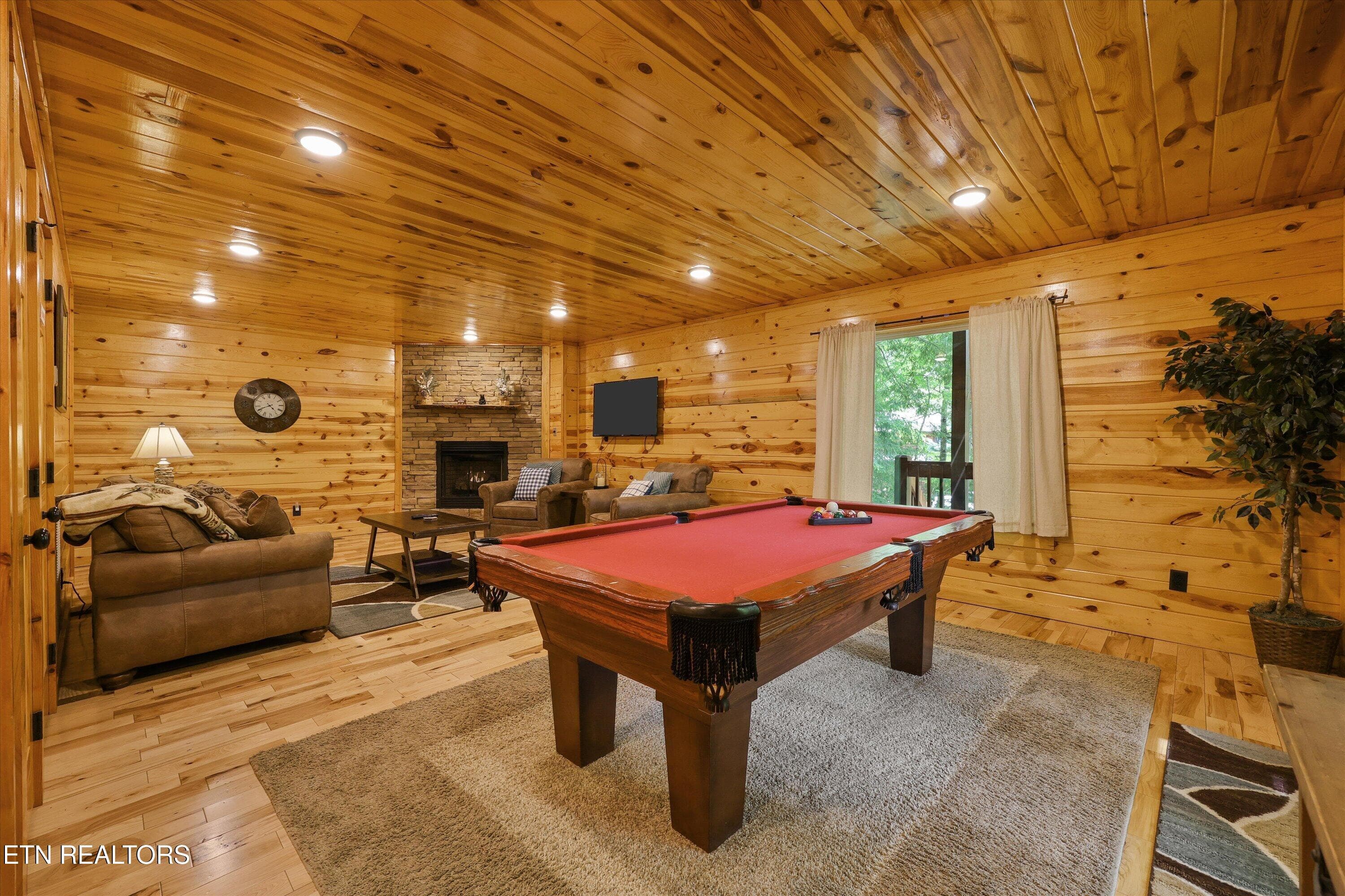 35-1622 Misty Holw Wy31 - 1622 Misty Hollow Way, Gatlinburg, TN 37738, Gatlinburg