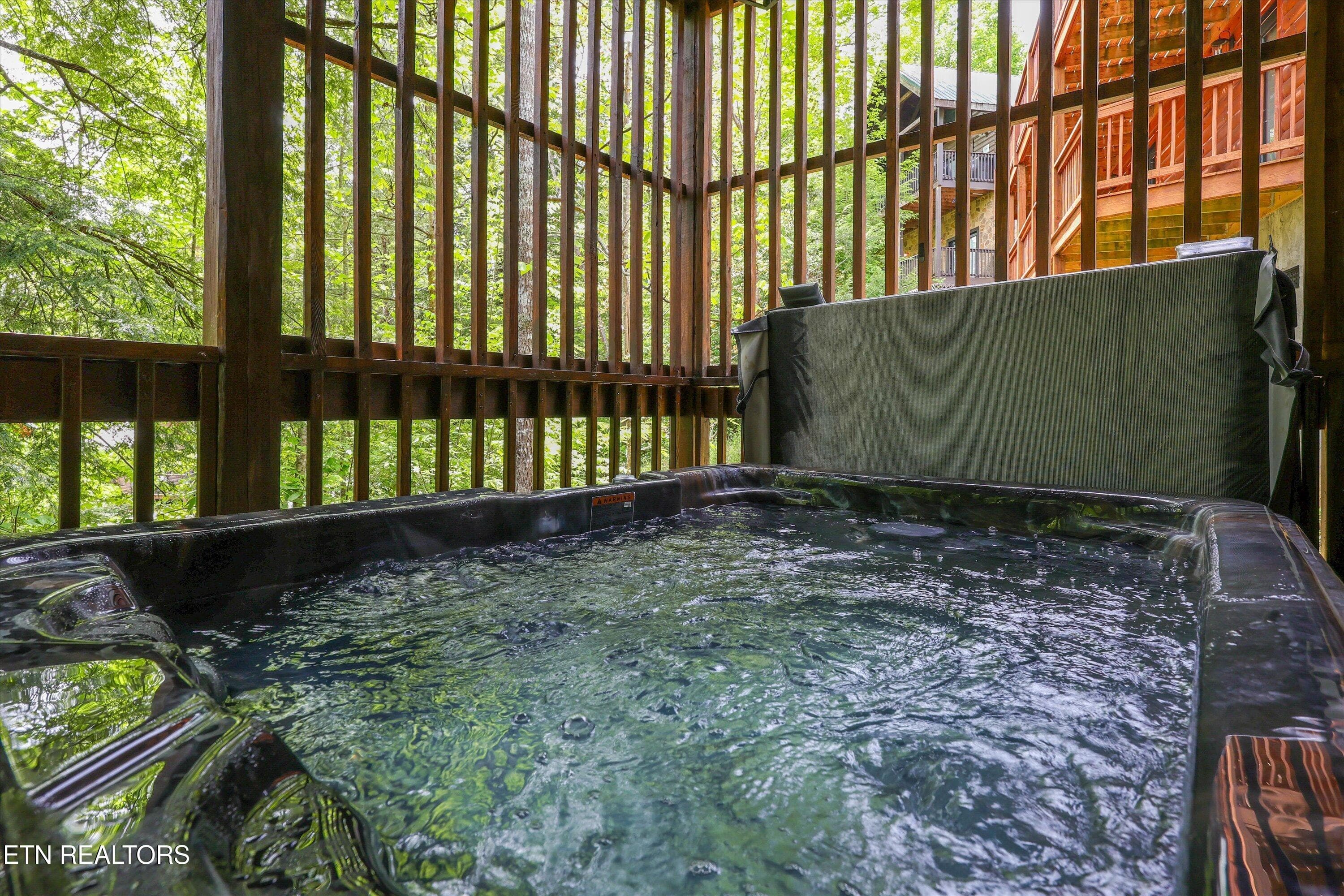 45-1622 Misty Holw Wy39 - 1622 Misty Hollow Way, Gatlinburg, TN 37738, Gatlinburg