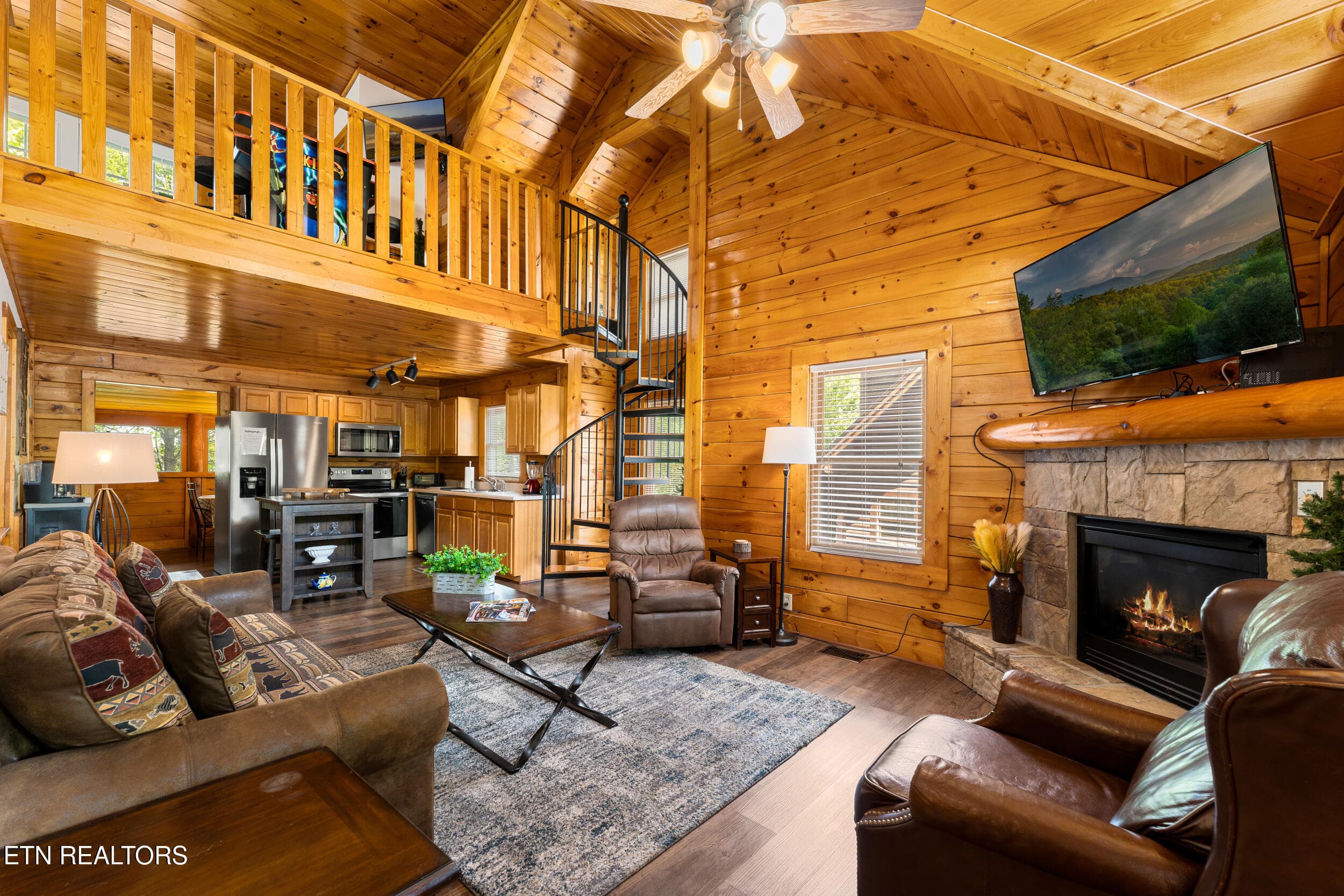 841 golf view blvd-8 - 841 Golf View Blvd, Pigeon Forge, TN 37863, Pigeon Forge