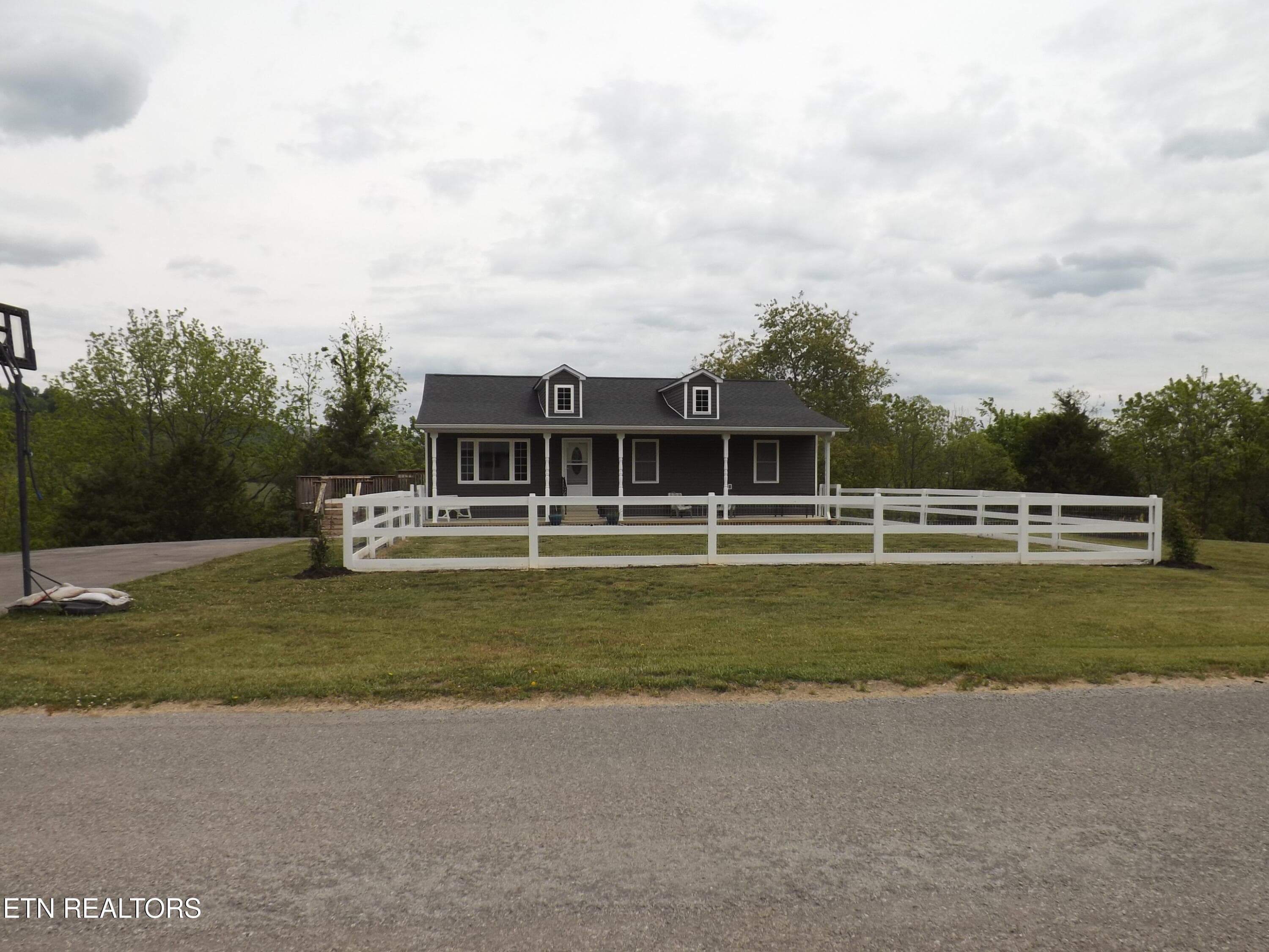 DSCF3957 - 410 Cumberland Estates Rd, Cumberland Gap, TN 37724, Cumberland Gap