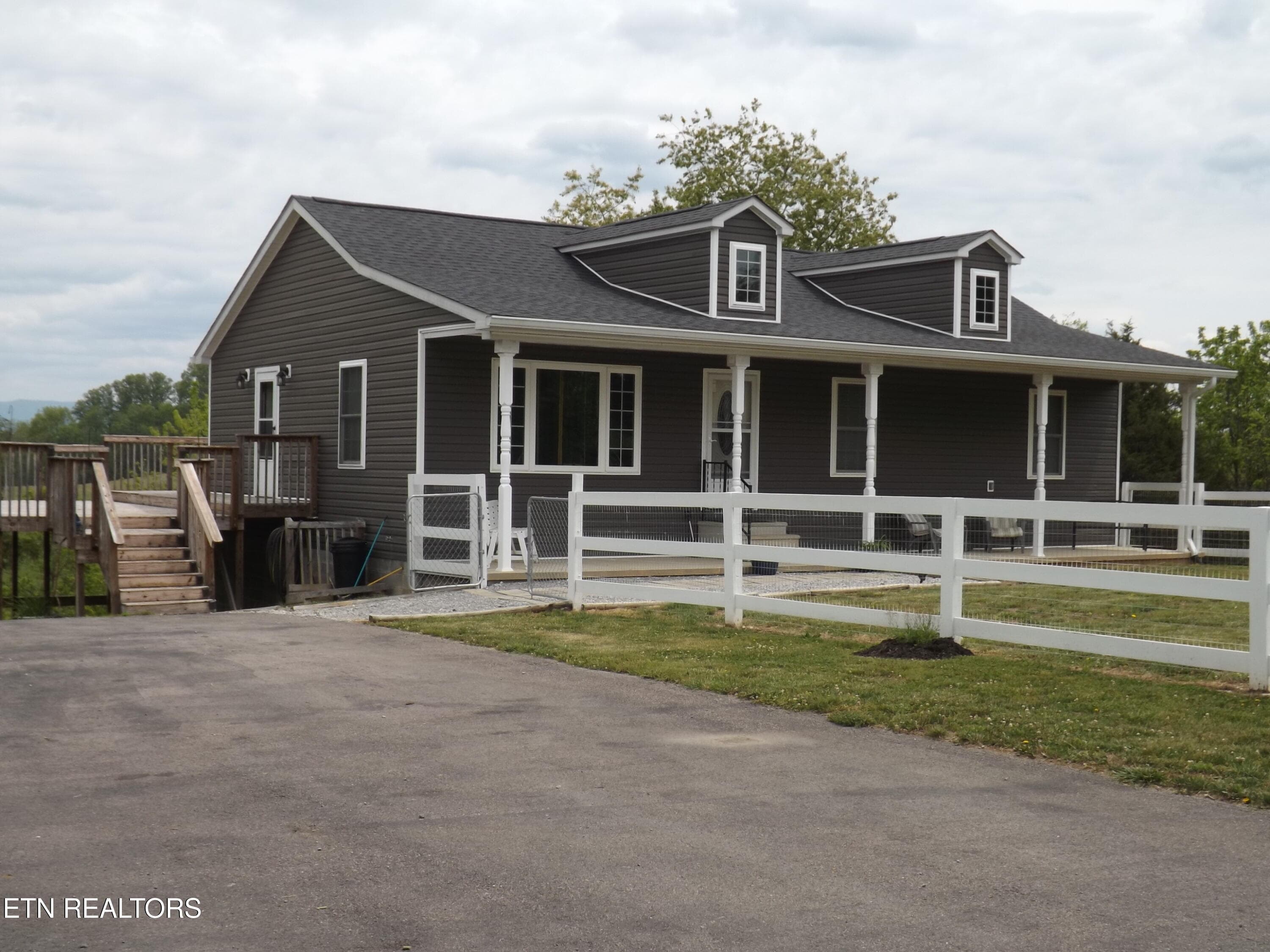 410 Cumberland Estates Rd, Cumberland Gap, TN 37724