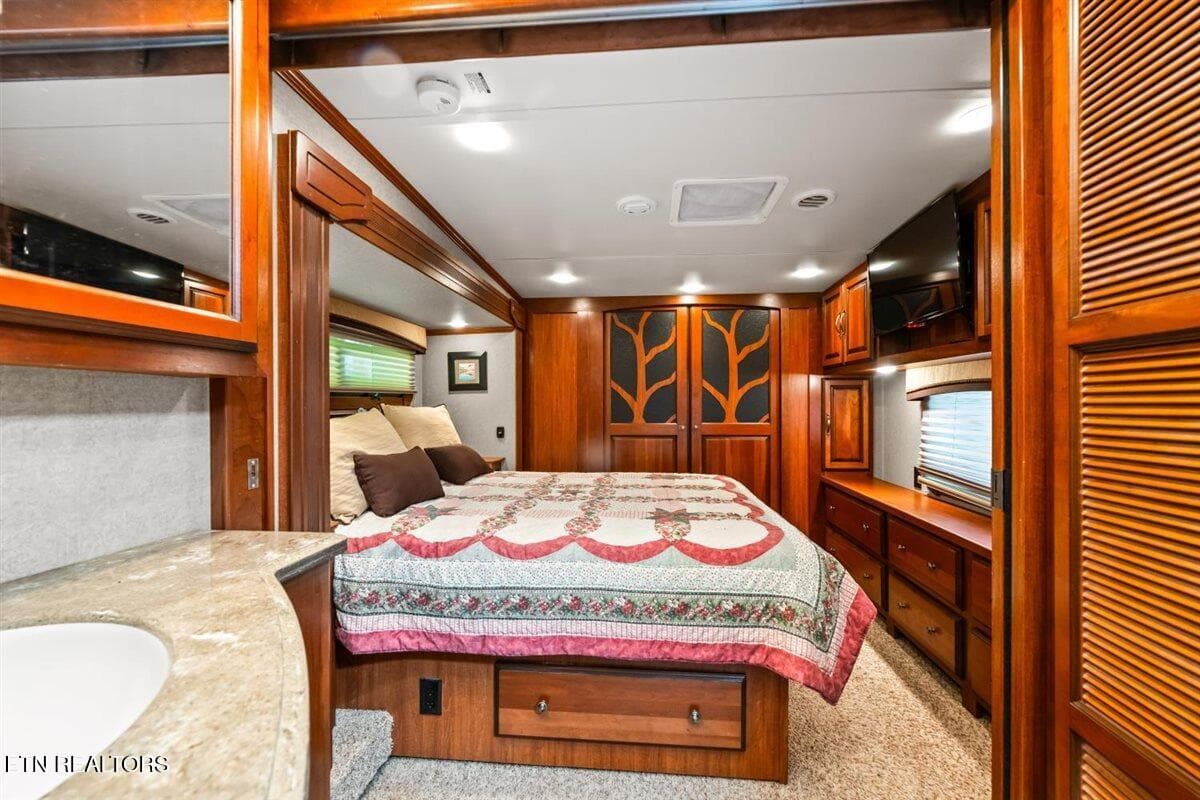 62-542 Whitman Hollow Rd - 542 Whitman Hollow Rd, LaFollette, TN 37766