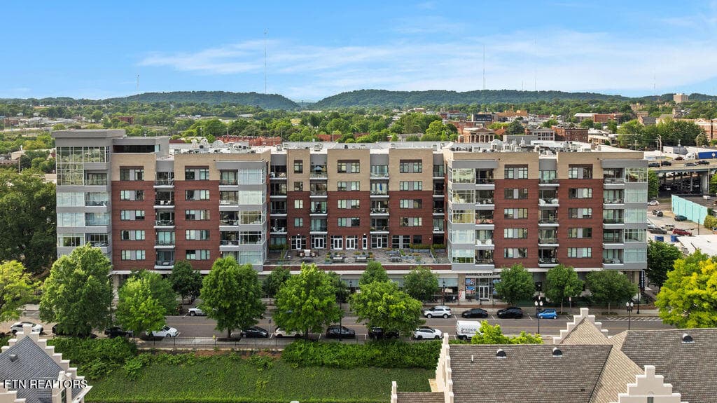 333 W Depot Ave 406, Knoxville, TN 37917