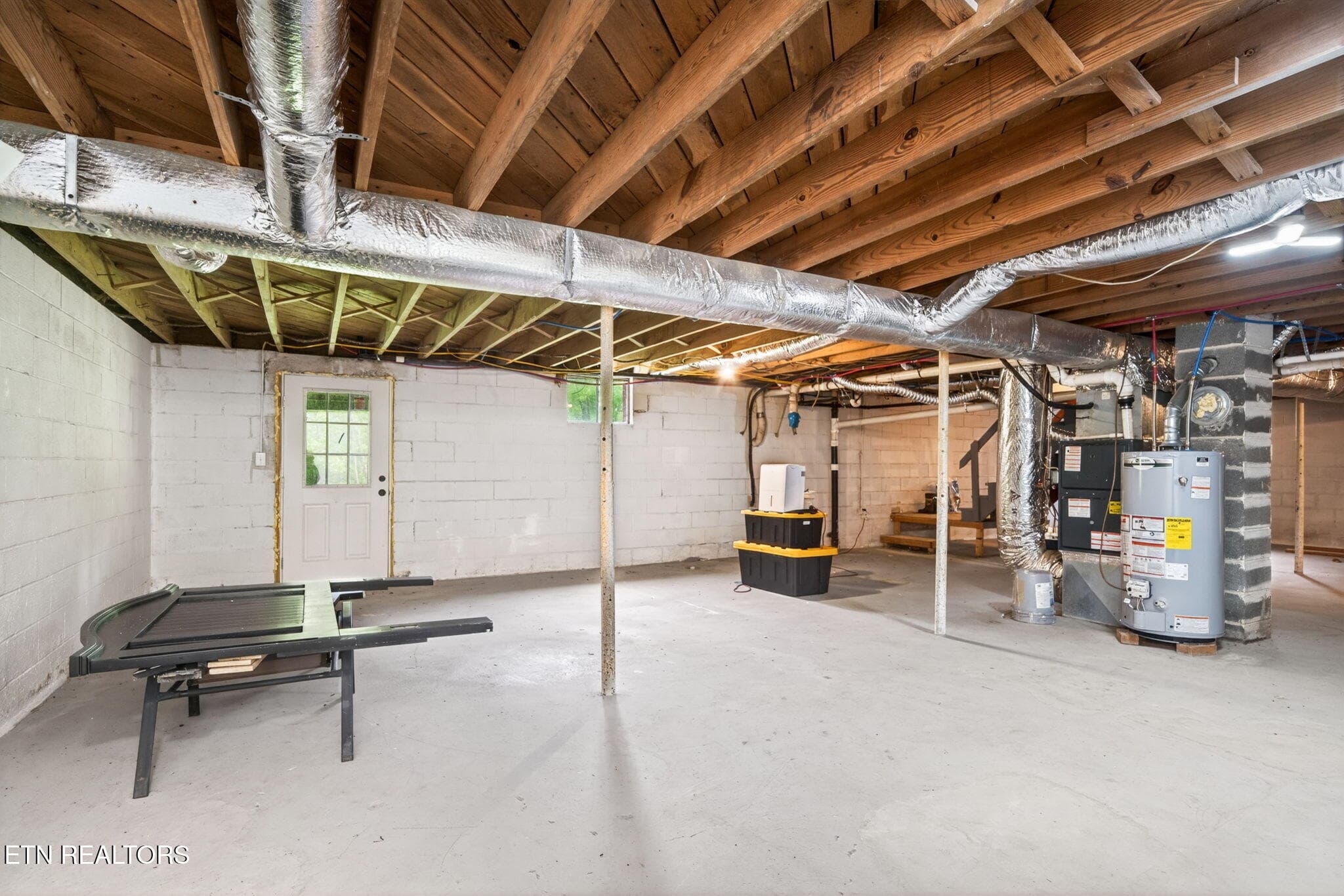 32-web-or-mls-706_Industrial_Dr_161_TNPC - 706 Industrial Drive, Monterey, TN 38574