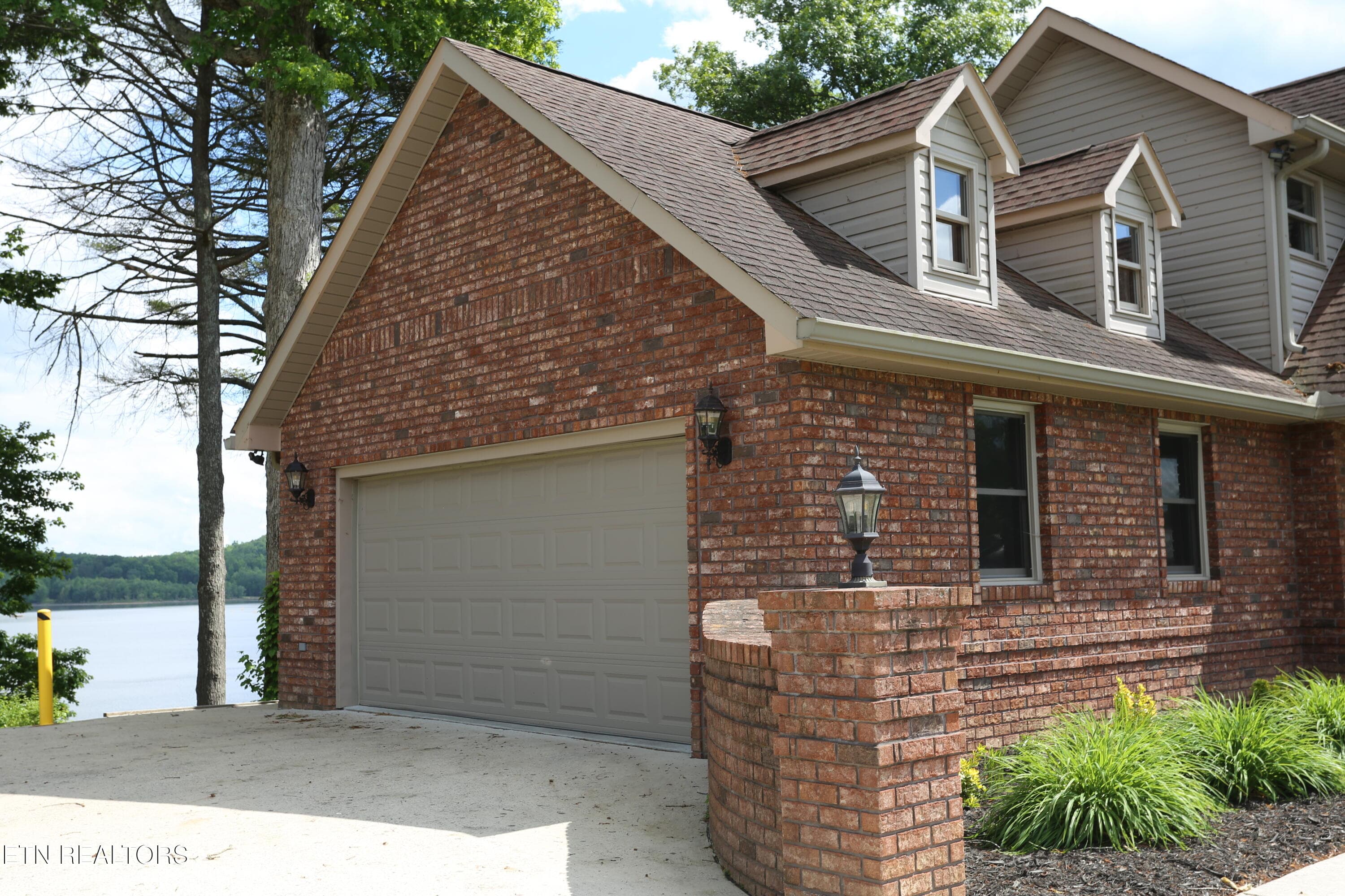 55 - 115 Dabbs Drive, Spring City, TN 37381, Spring City
