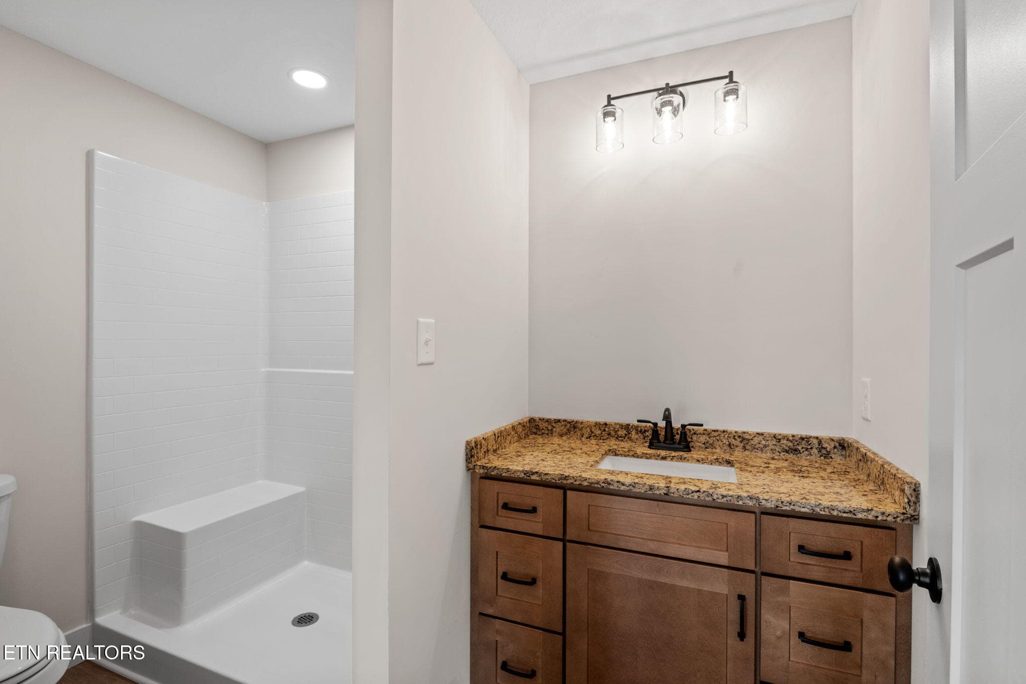 14-web-or-mls-518 Blockhouse-5865 - 518 Blockhouse Valley Rd, Clinton, TN 37716