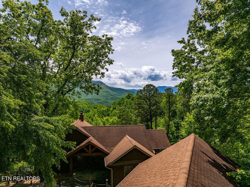 DJI_20260501141422_0485_D - 967 Scenic Tr, Gatlinburg, TN 37738, Gatlinburg