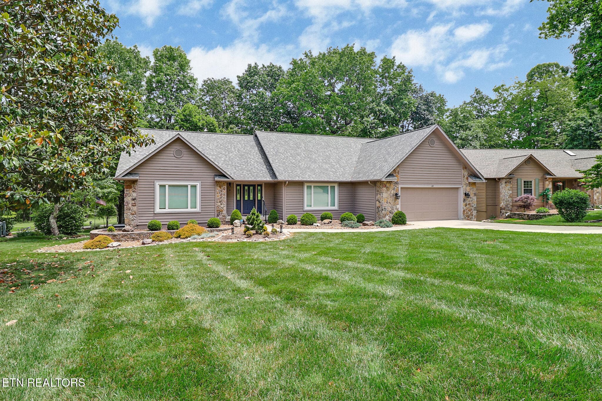 n44a9787-n44a9791 - 109 Huntington Drive, Fairfield Glade, TN 38558