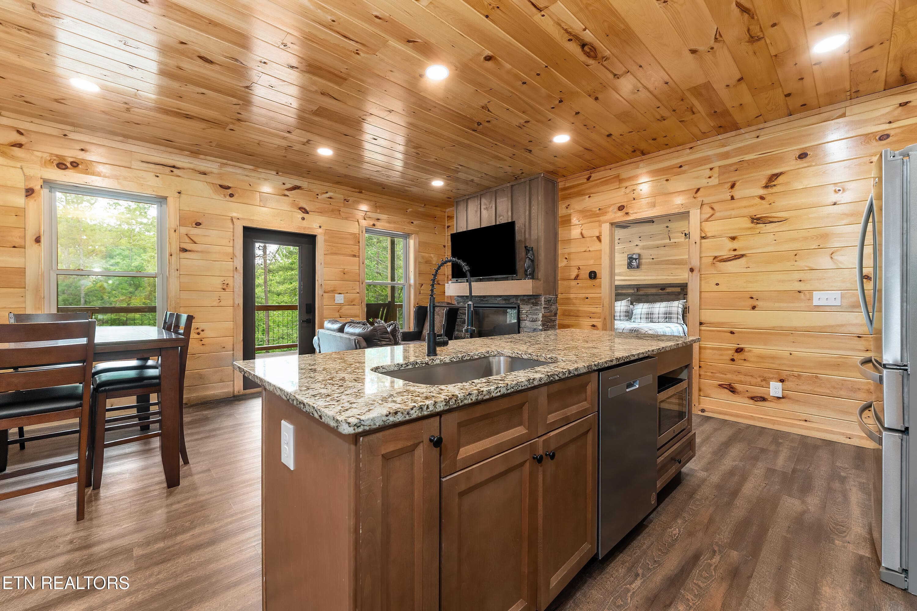 _DSC2103-Edit-Edit - 2932 Ginas Way, Sevierville, TN 37862, Sevierville