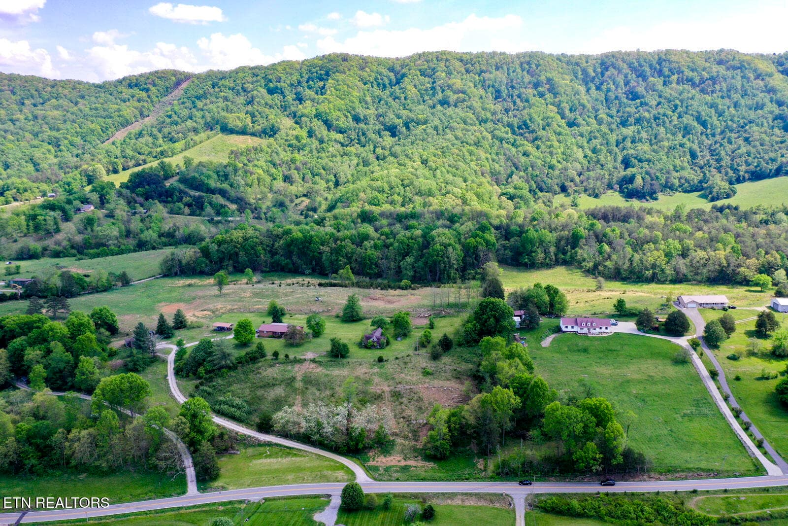 24 - 6259 Tennessee 131, Washburn, TN 37888, Washburn