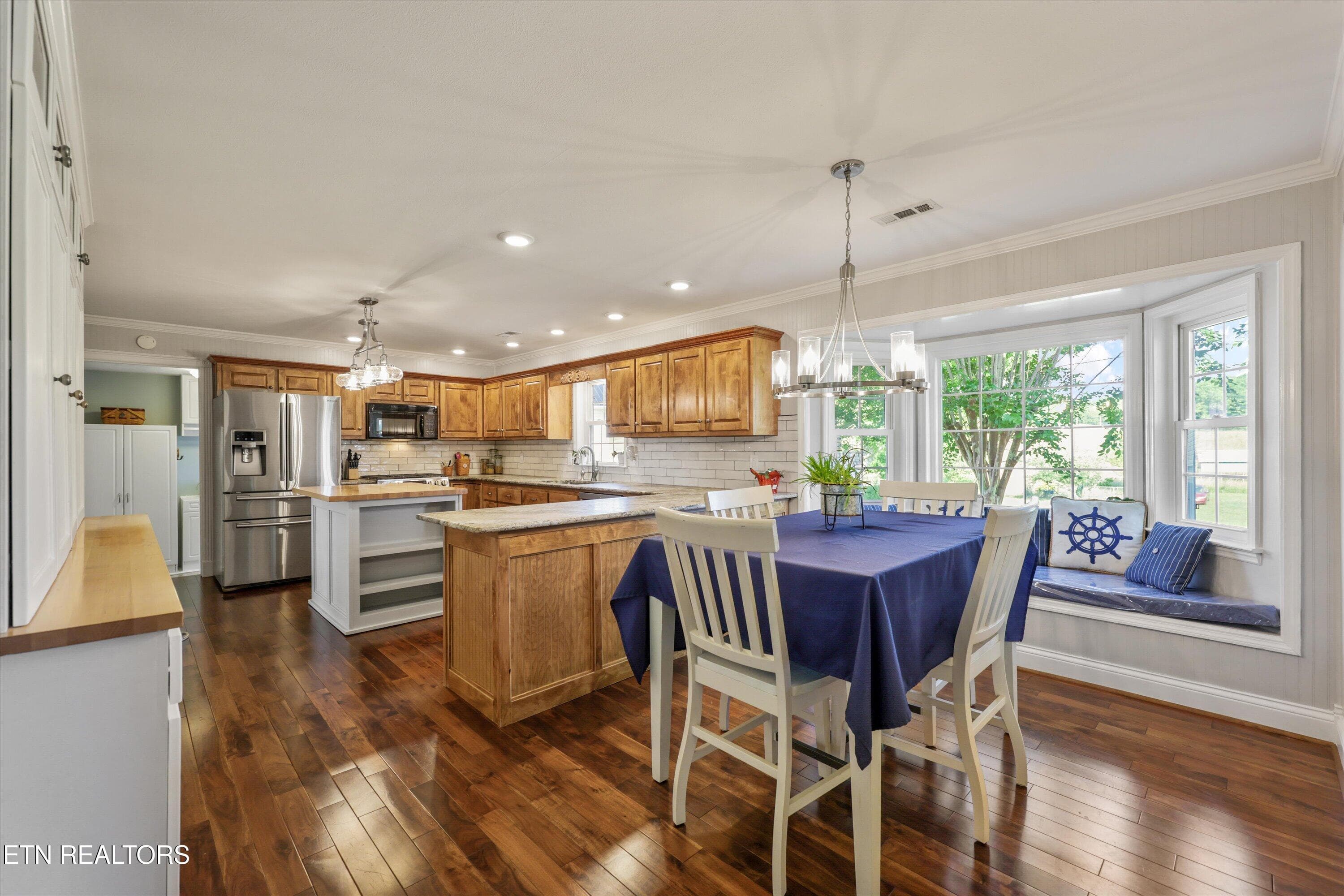Eat-in Kitchen - 1167 Sable Rd, Spring City, TN 37381, Spring City