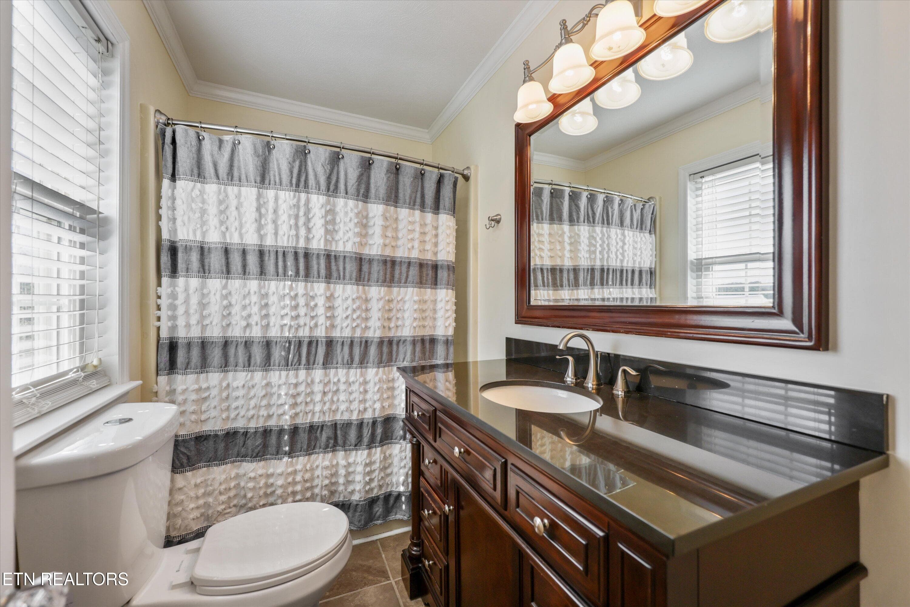 Primary Bath - 1167 Sable Rd, Spring City, TN 37381, Spring City