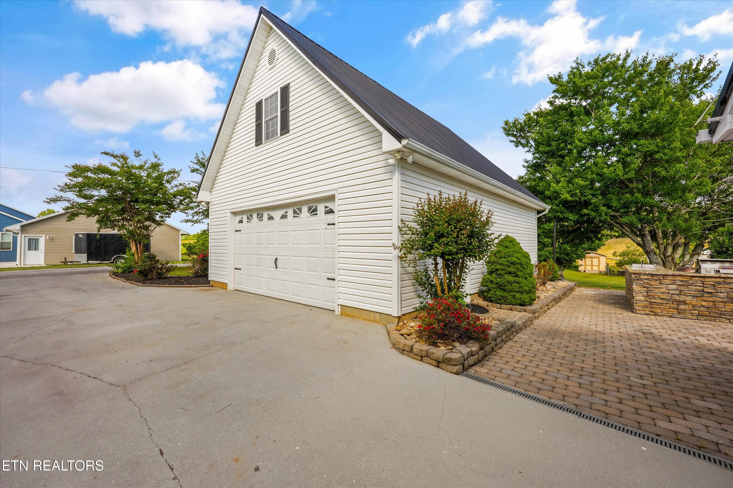 Detached Garage - 1167 Sable Rd, Spring City, TN 37381, Spring City
