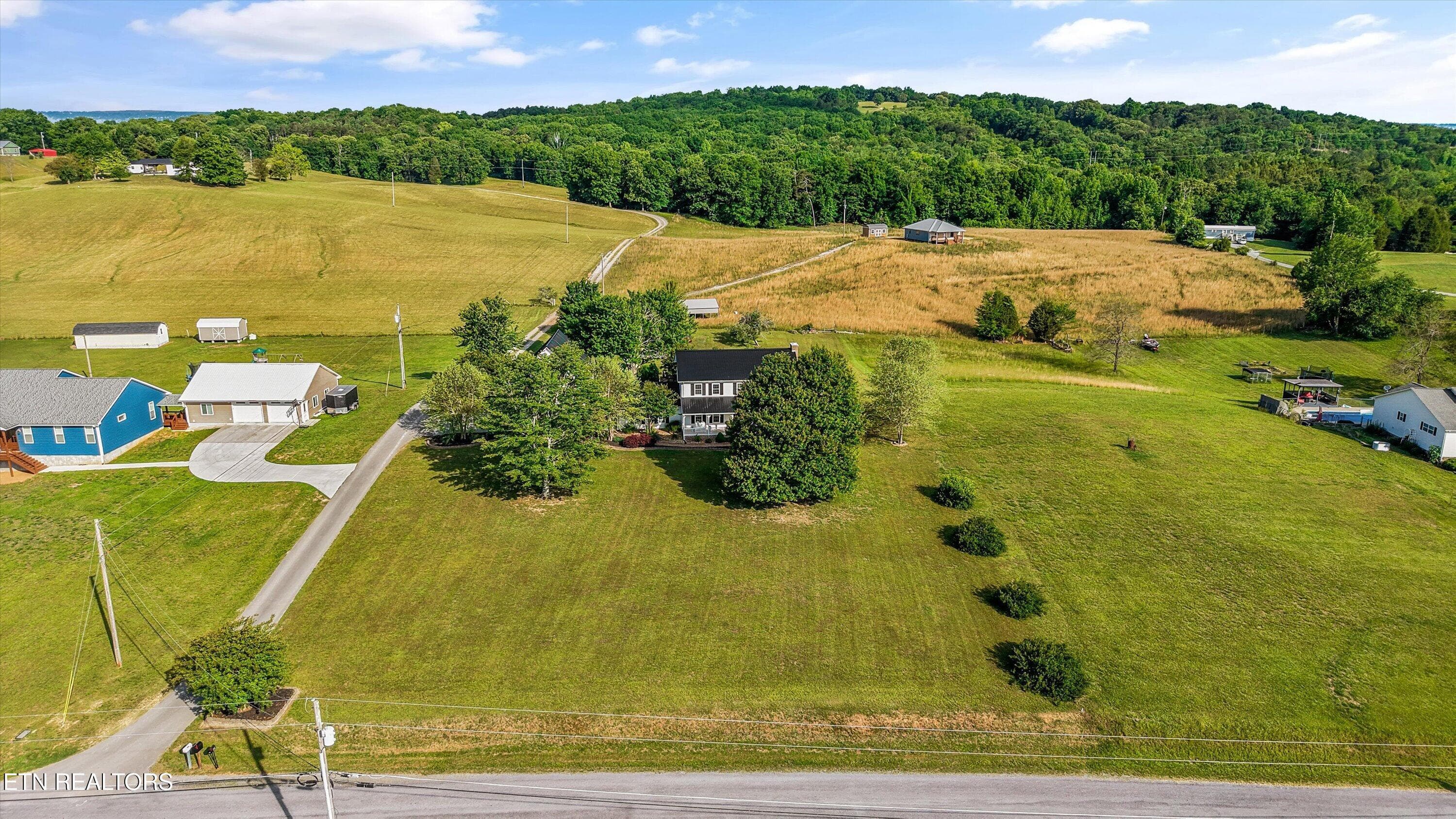 Drone View - 1167 Sable Rd, Spring City, TN 37381, Spring City