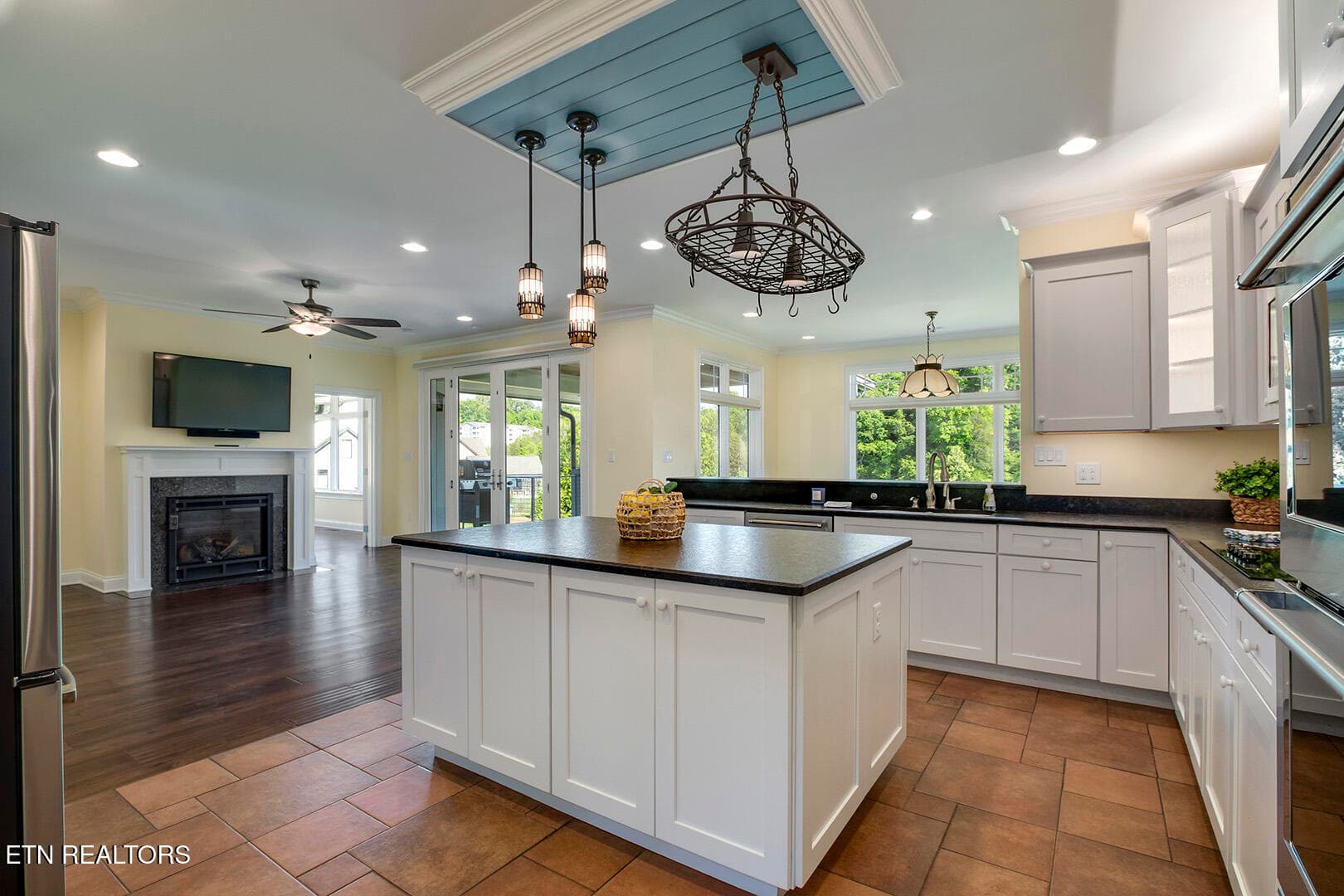 21_EmoryChurchRoad_917_Kitchen04 - 917 Emory Church Rd, Knoxville, TN 37922