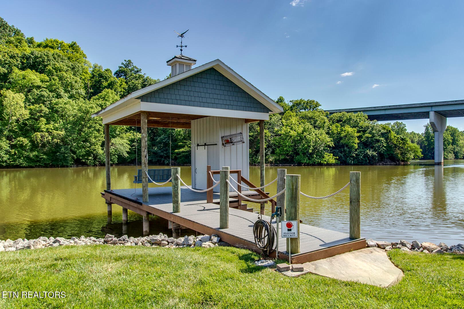54_EmoryChurchRoad_917_Dock01 - 917 Emory Church Rd, Knoxville, TN 37922