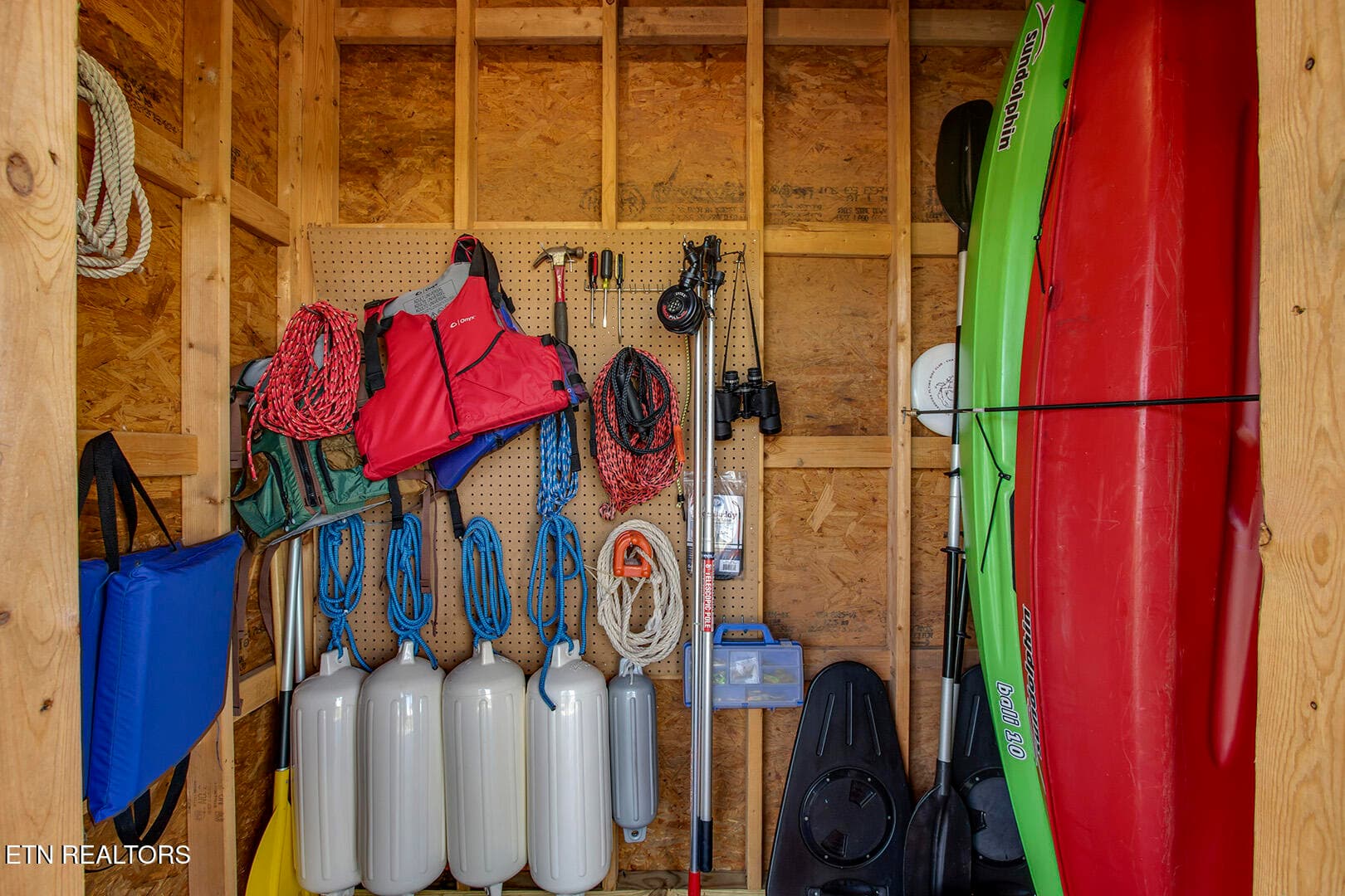 56_EmoryChurchRoad_917_DockStorage - 917 Emory Church Rd, Knoxville, TN 37922
