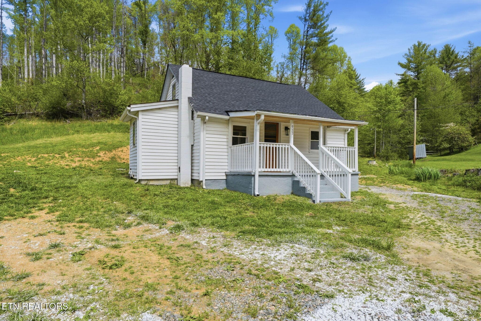 12-web-or-mls-933 Hubert Taylor Rd-2 - 933 Hubert Taylor Rd, Mountain City, TN 37683