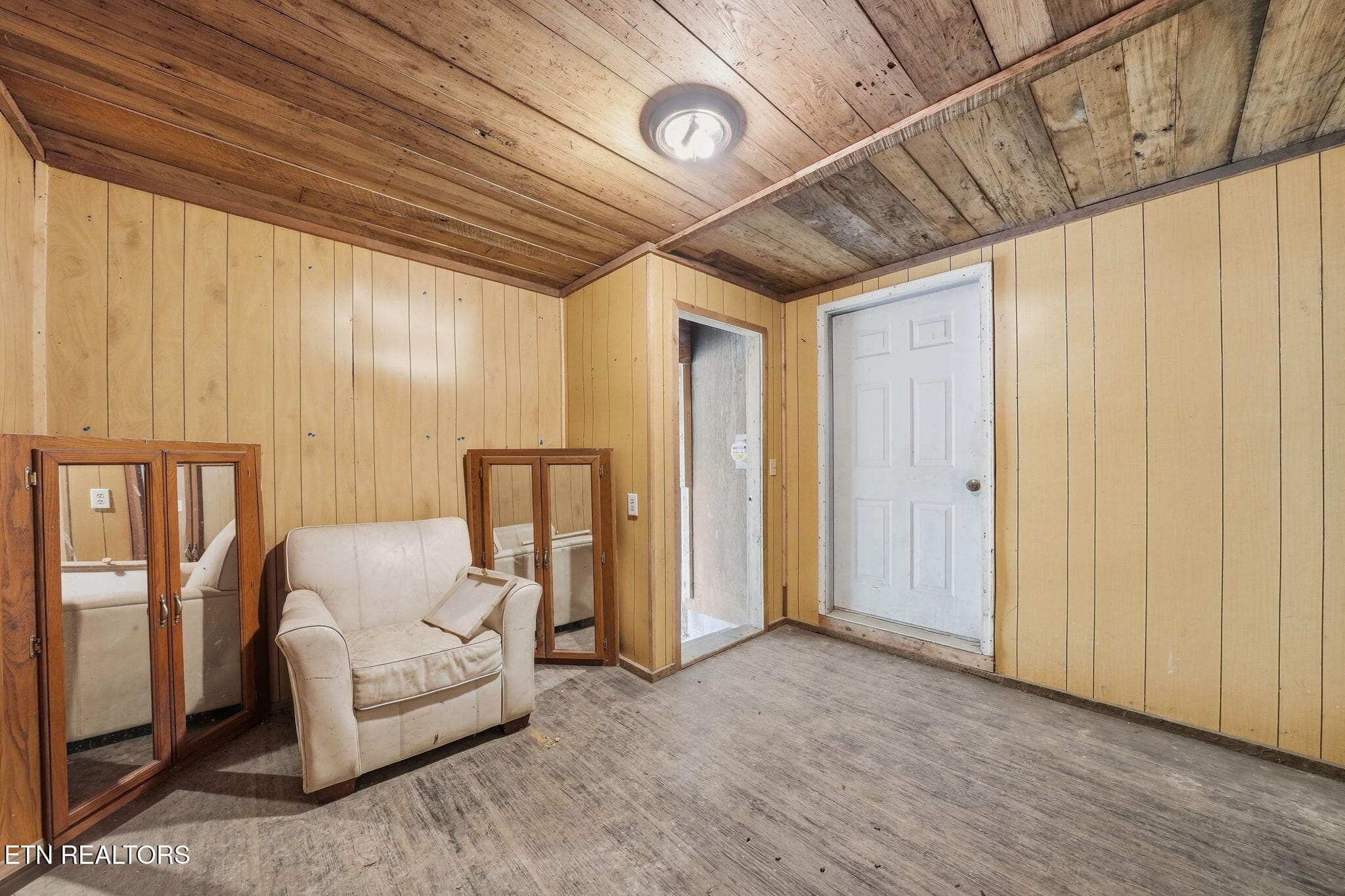 14-web-or-mls-933 Hubert Taylor Rd-21 - 933 Hubert Taylor Rd, Mountain City, TN 37683