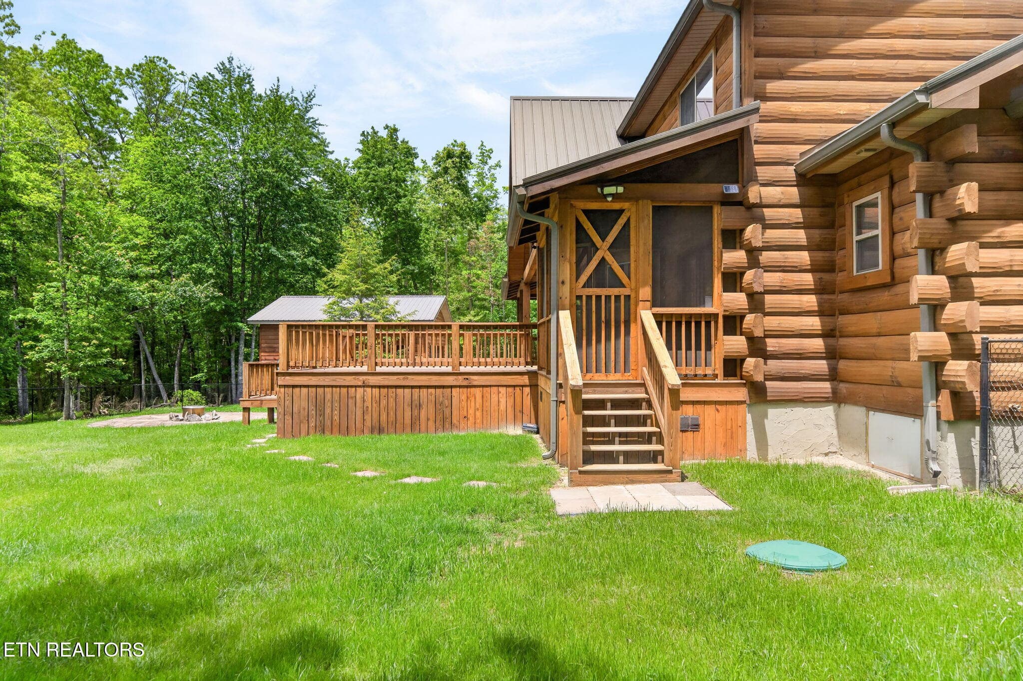 21-web-or-mls-704 White Oak Rd_097_TNPC - 704 White Oak Rd, Monterey, TN 38574, Monterey