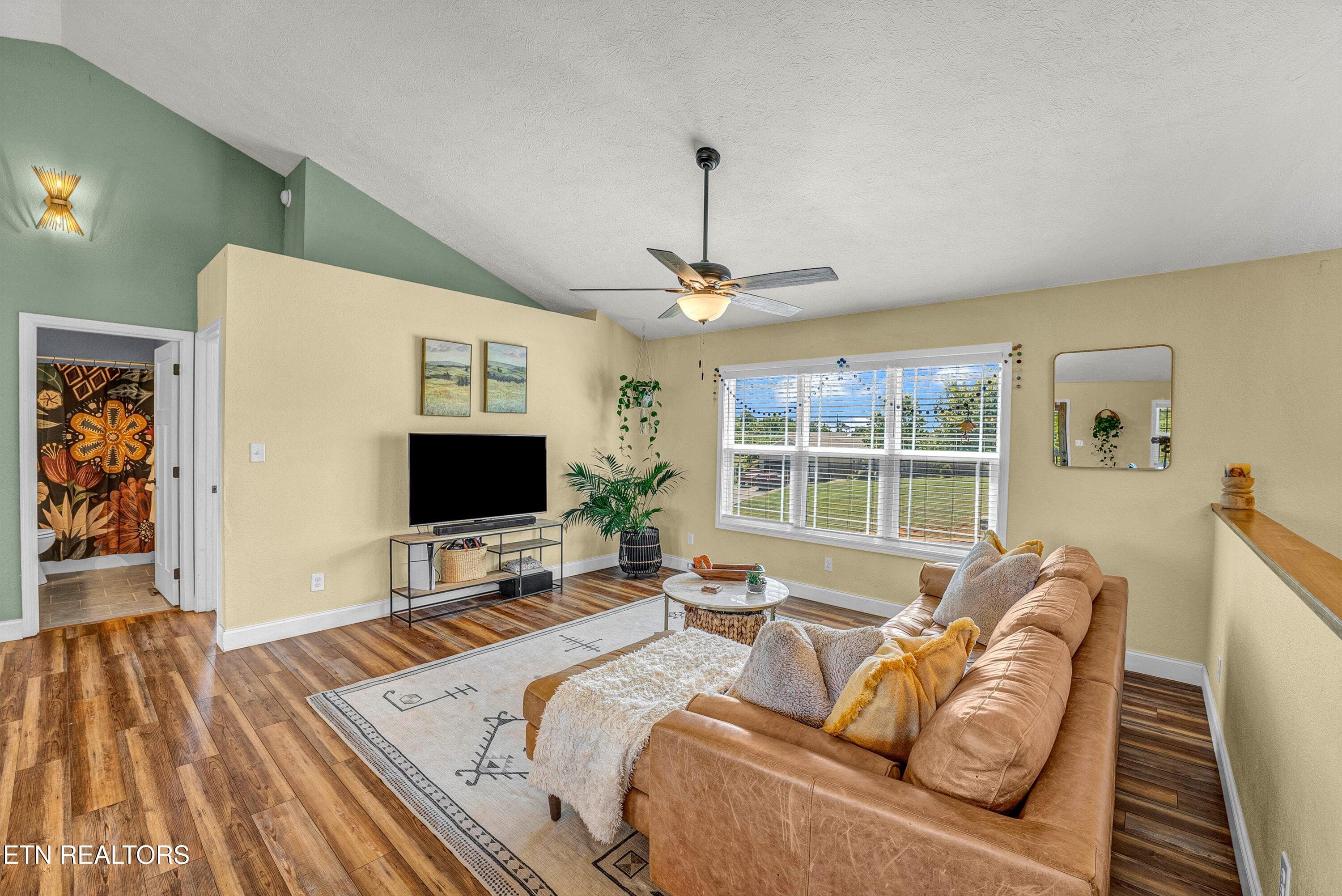 29-Living A1 - 1706 Veta Drive, New Market, TN 37820, New Market