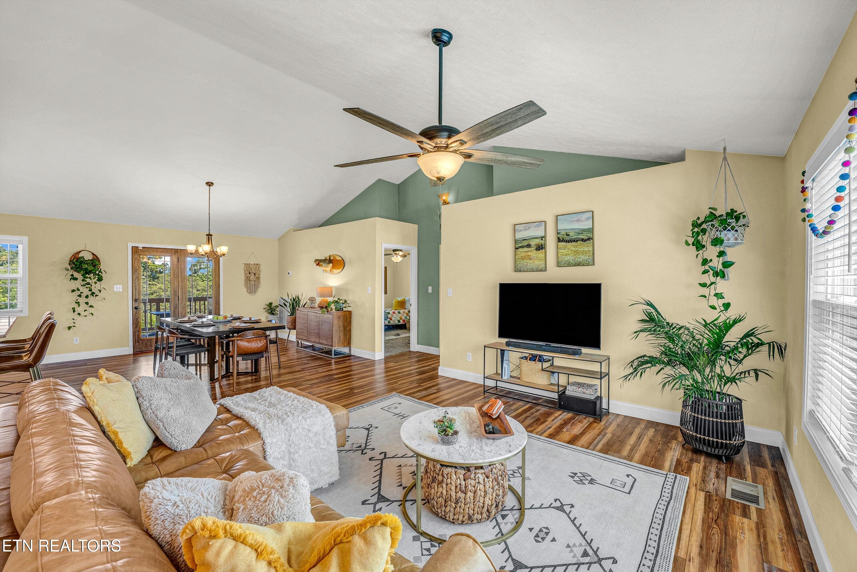 30-Living A2 - 1706 Veta Drive, New Market, TN 37820, New Market