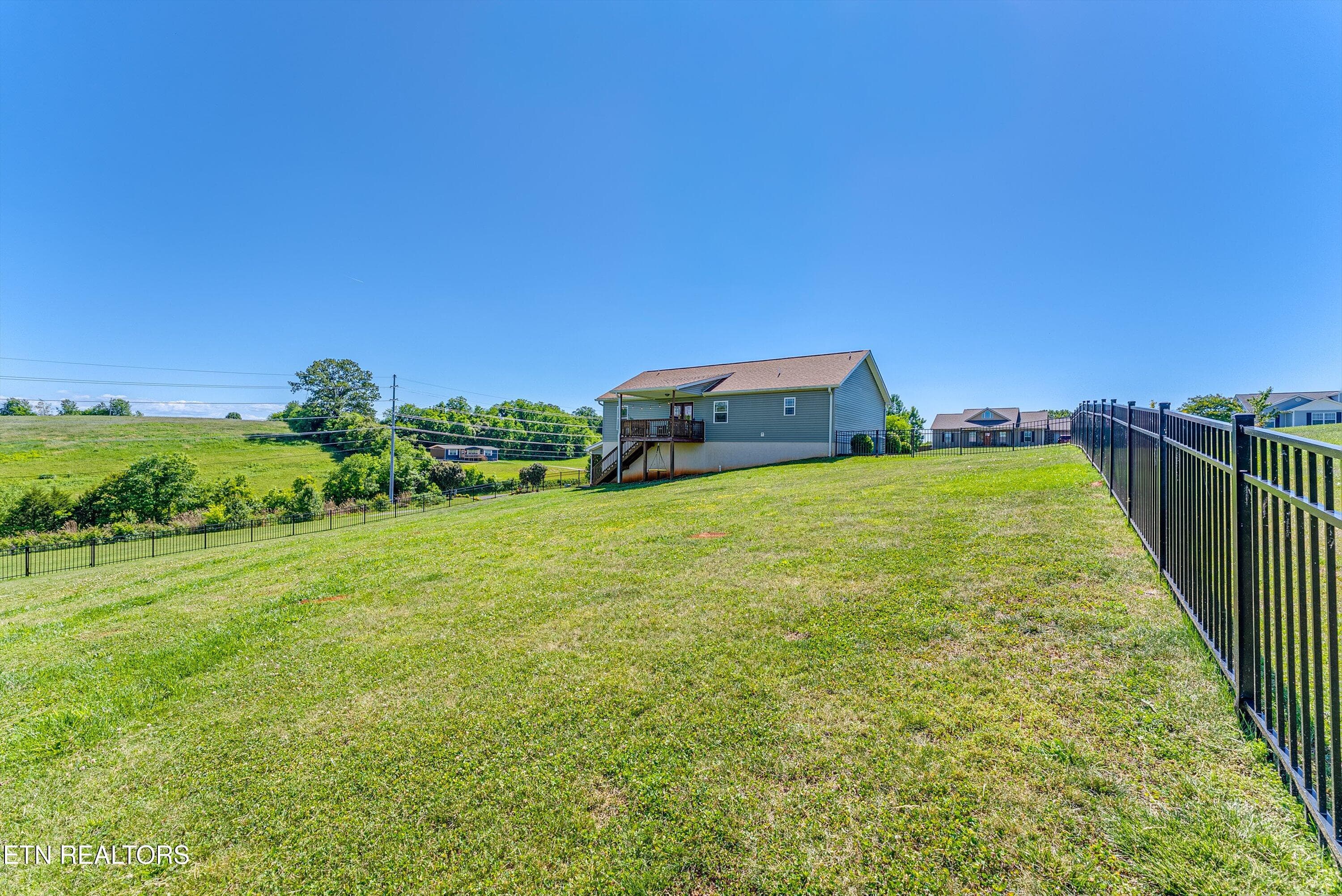 61-Fence A3 - 1706 Veta Drive, New Market, TN 37820, New Market