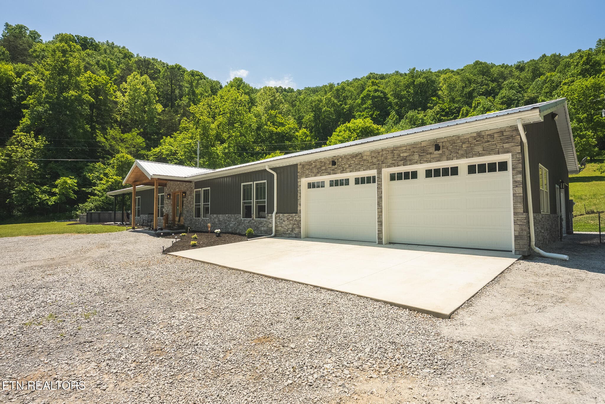 DSC01578 - 622 Earls Hollow Rd, Speedwell, TN 37870, Speedwell