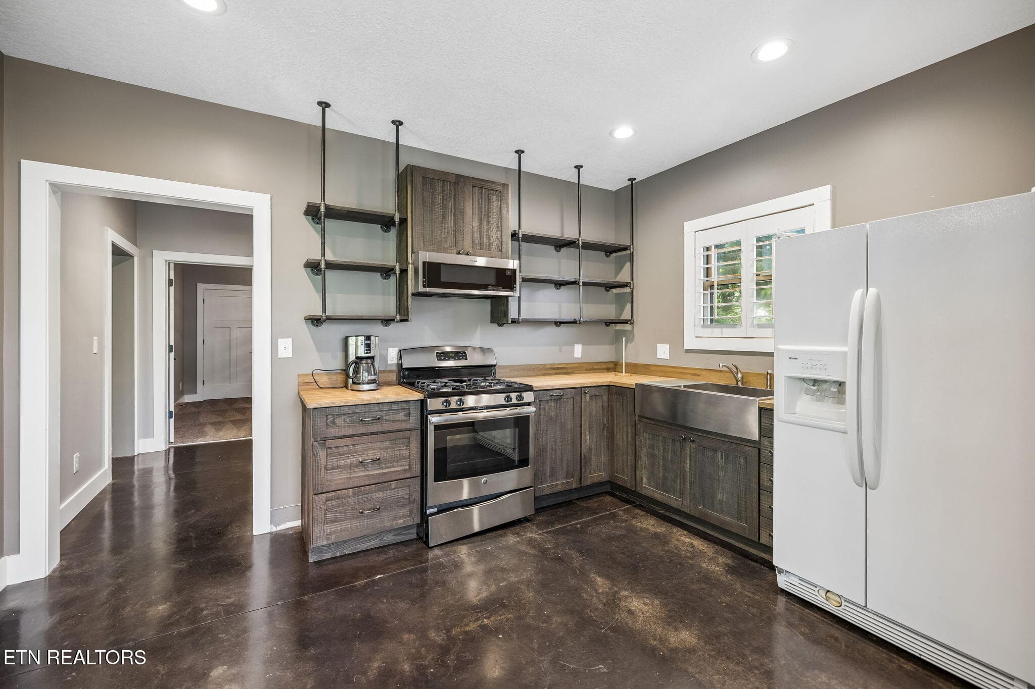 45-4451 Forrest Ridge Dr - 045 - 4451 Forrest Ridge Drive, Louisville, TN 37777, Louisville