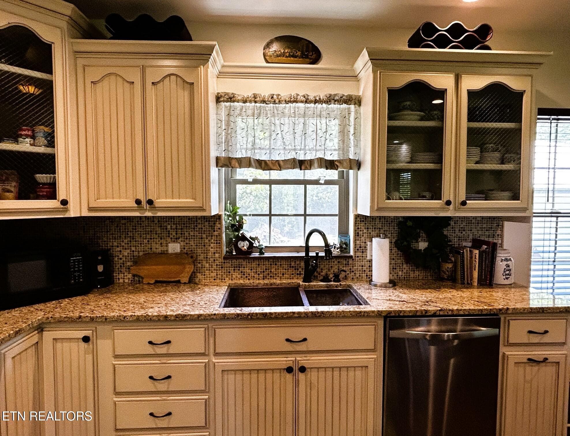 willie shell kitchen 8 - 161 Willie Shell Rd, Reliance, TN 37369