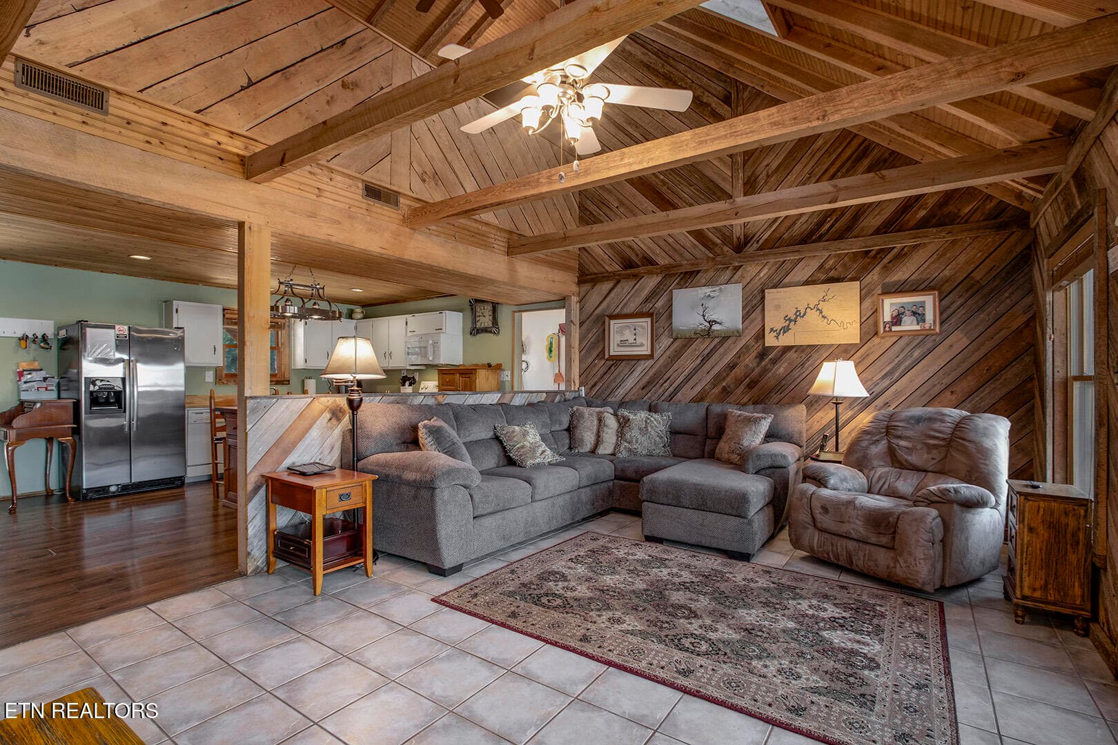 10_RiverRoad_4368_Living03 - 4368 River Rd, Ten Mile, TN 37880