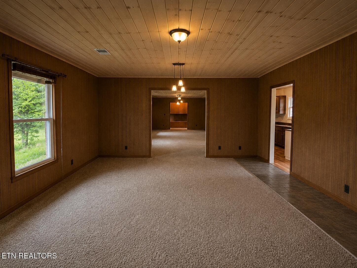 01E78A9C-E11D-4CB5-8072-B7F662D8B0F5 - 505 Crest Rd, Gatlinburg, TN 37738