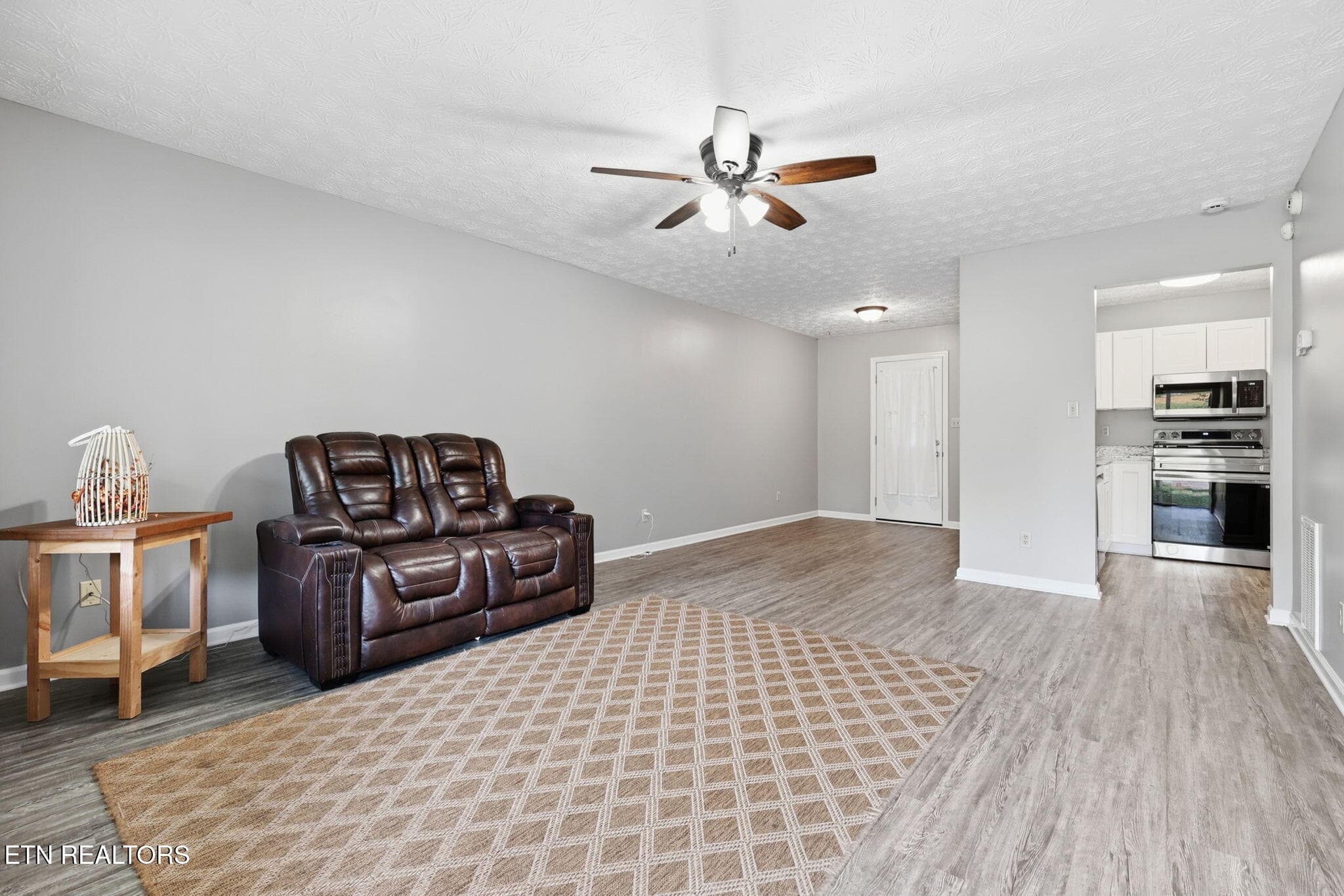 11-web-or-mls-3F1A9745 - 5516 W Emory Rd, Powell, TN 37849