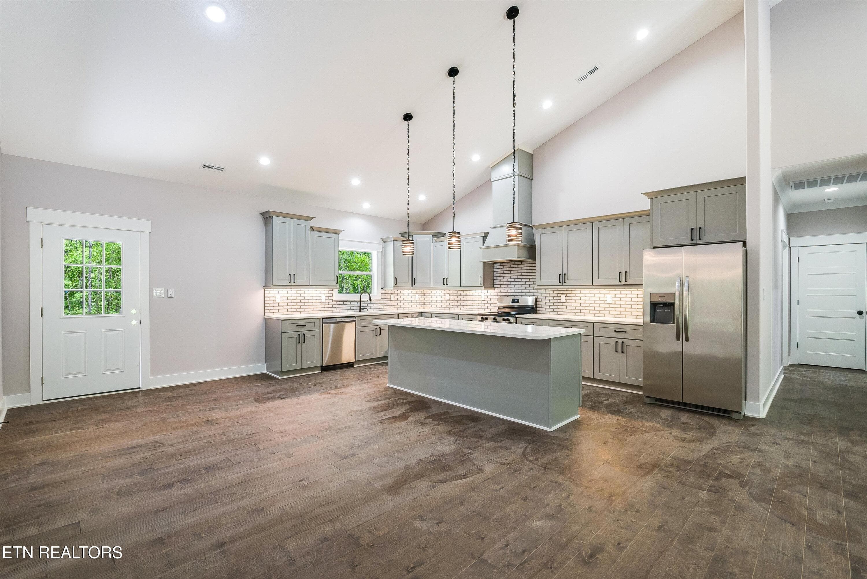 12-1038SLinden-12 - 1038 N Linden Drive, Alcoa, TN 37701, Alcoa